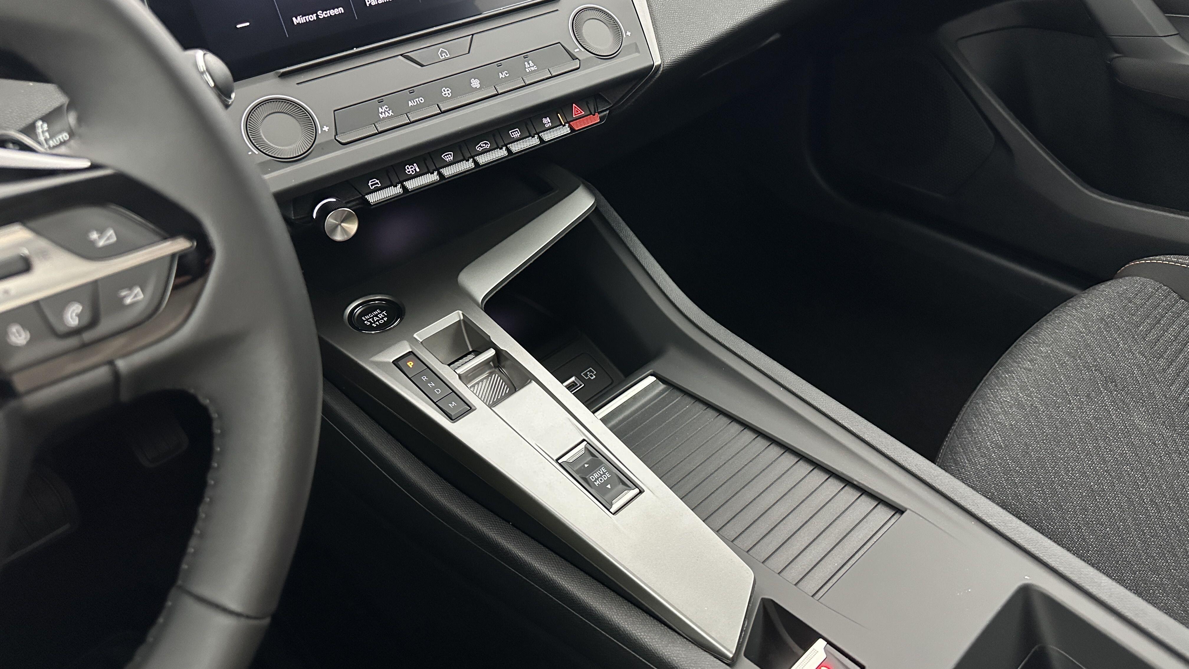 PEUGEOT 308 SW III 1.2 Hybrid 145 e-DCS6 Style