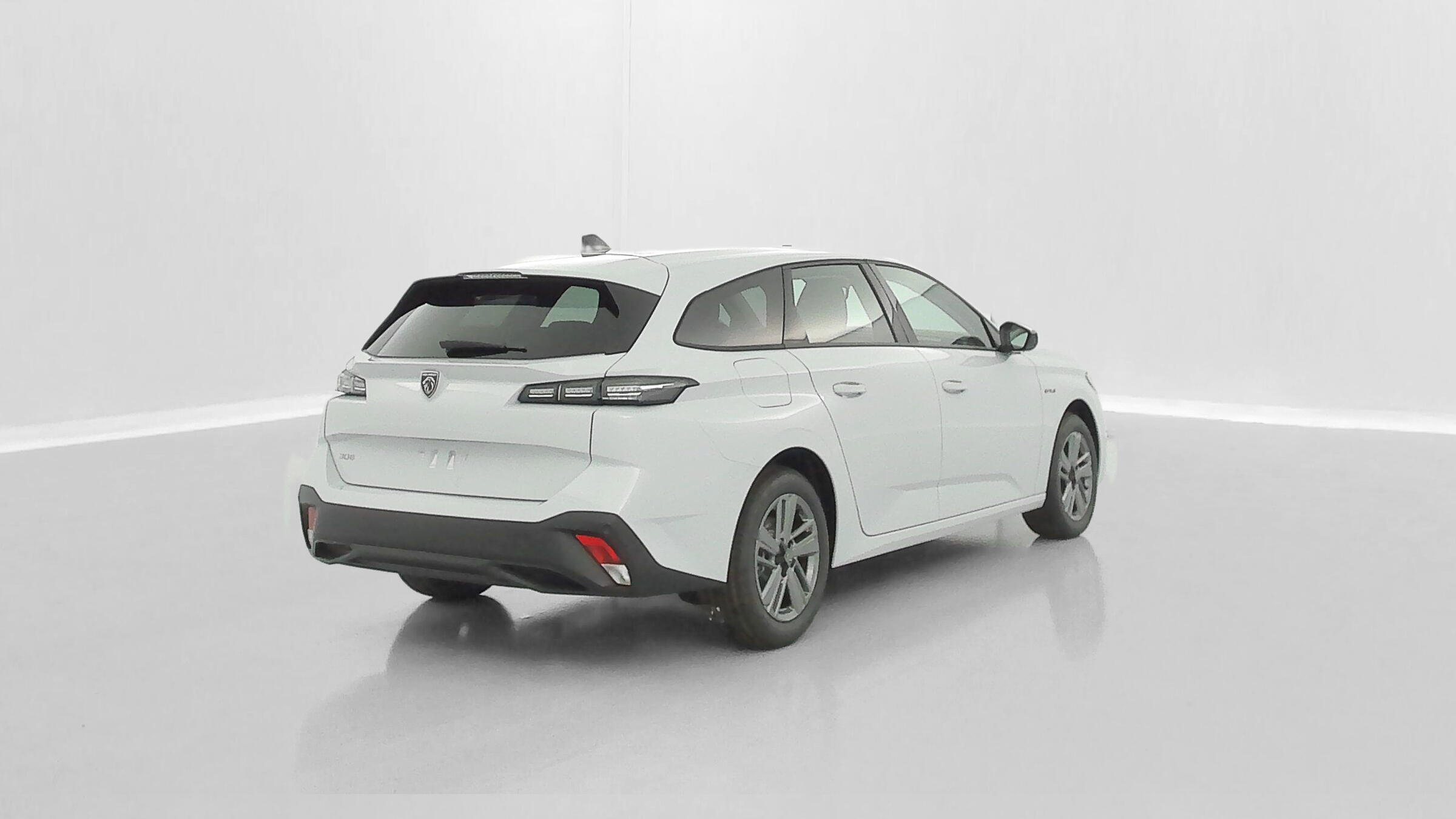 PEUGEOT 308 SW III 1.2 Hybrid 145 e-DCS6 Style