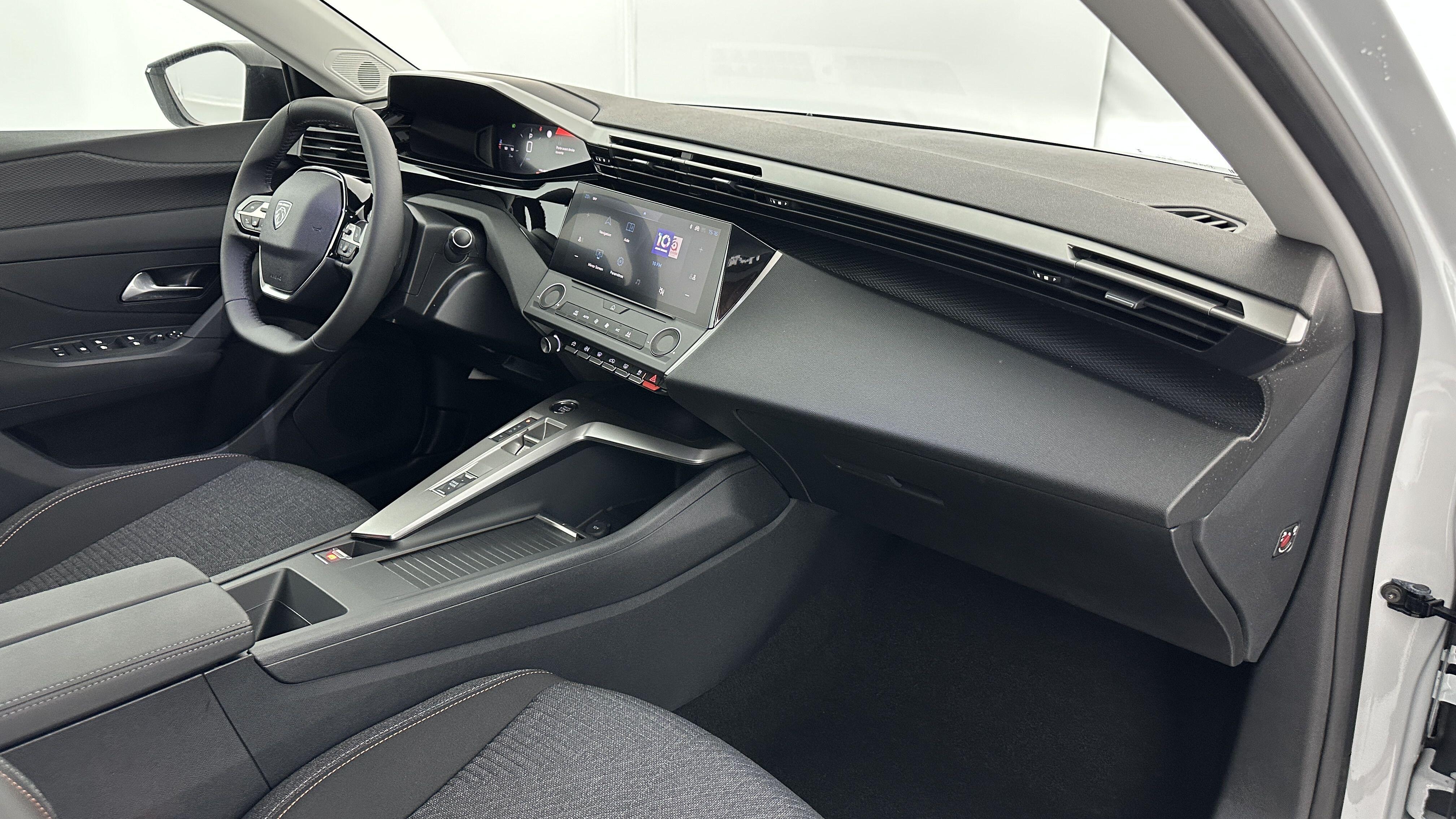 PEUGEOT 308 SW III 1.2 Hybrid 145 e-DCS6 Style