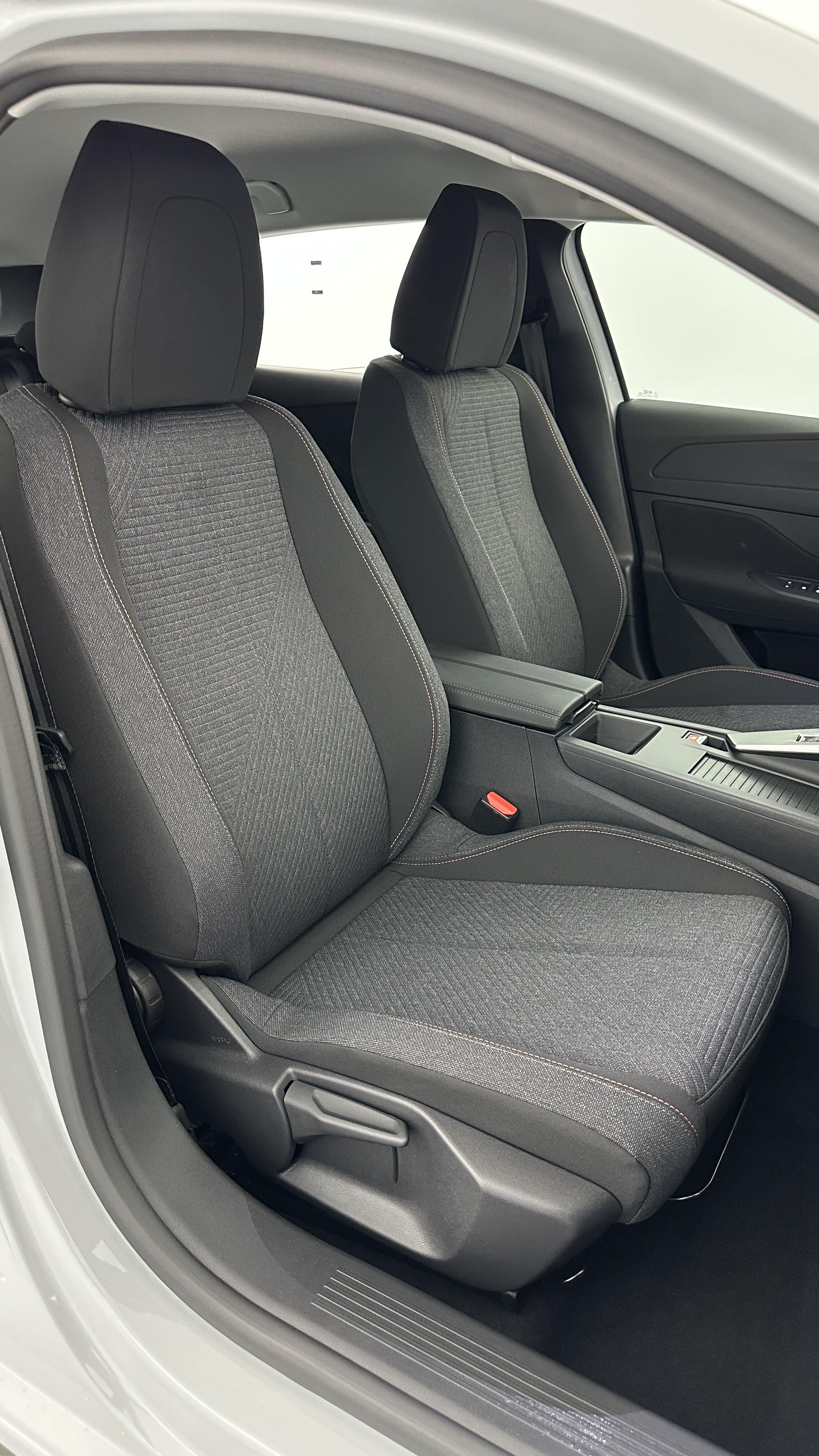PEUGEOT 308 1.2 Hybrid 145ch Style e-DCS6