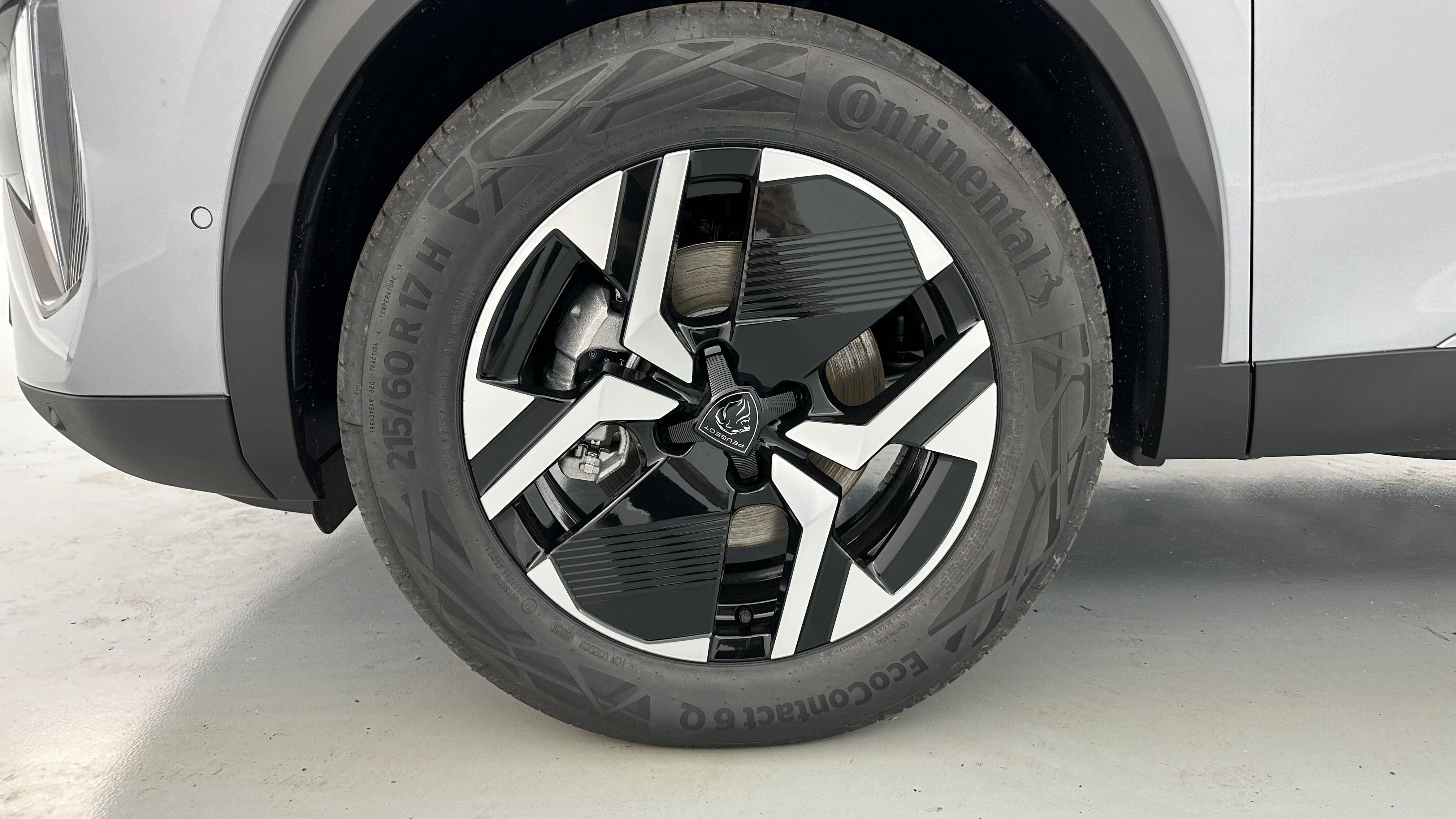 PEUGEOT 2008 II(2) 1.2 Hybrid 136ch GT e-DCS6