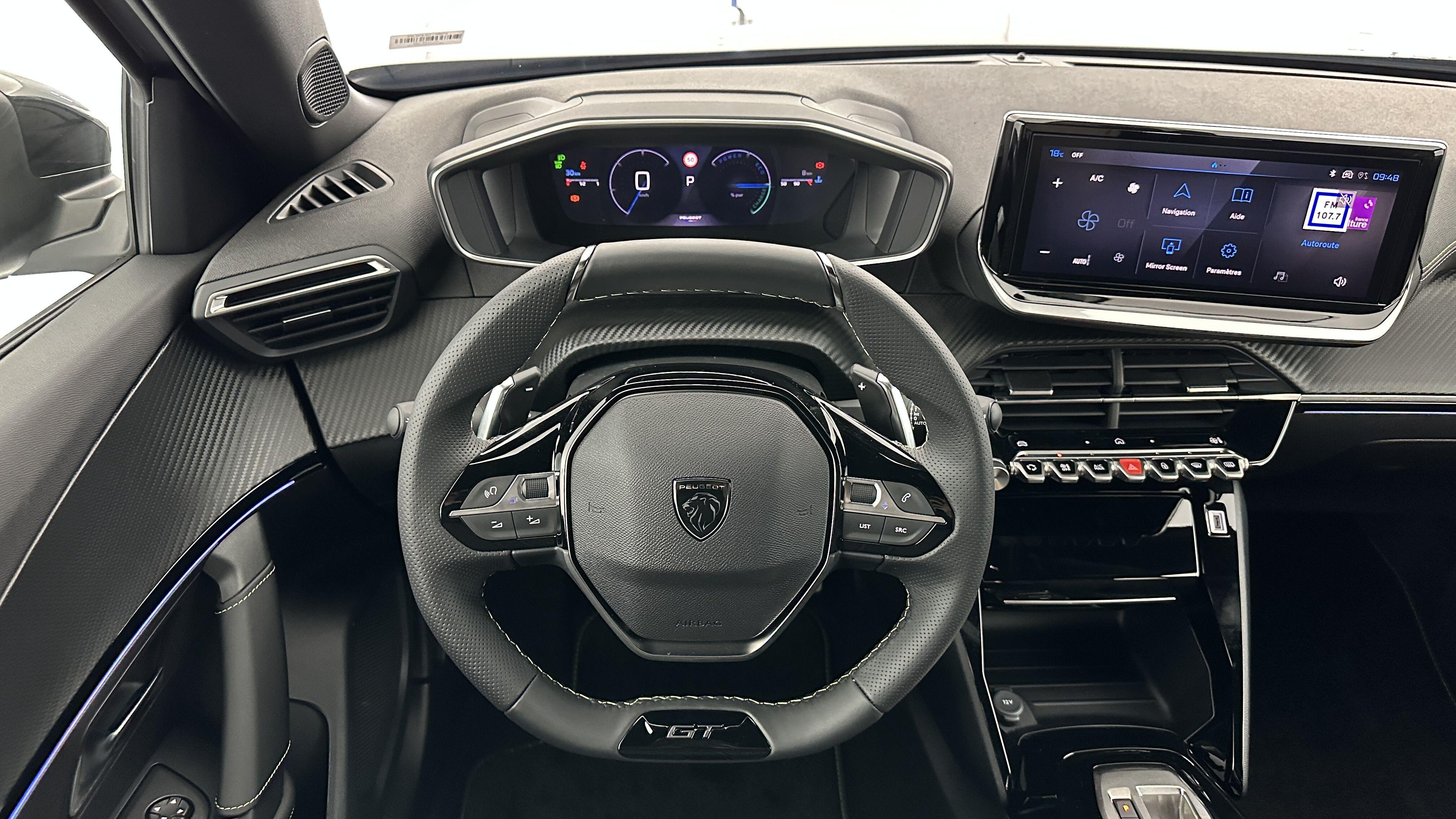PEUGEOT 2008 II(2) 1.2 Hybrid 136ch GT e-DCS6