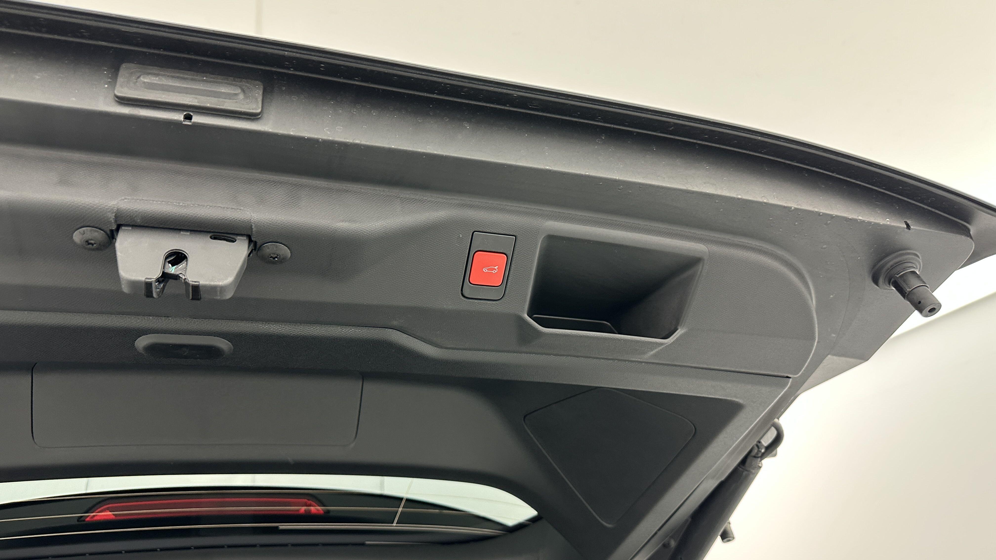 PEUGEOT 5008 III 1.2 Hybrid 145ch GT e-DCS6