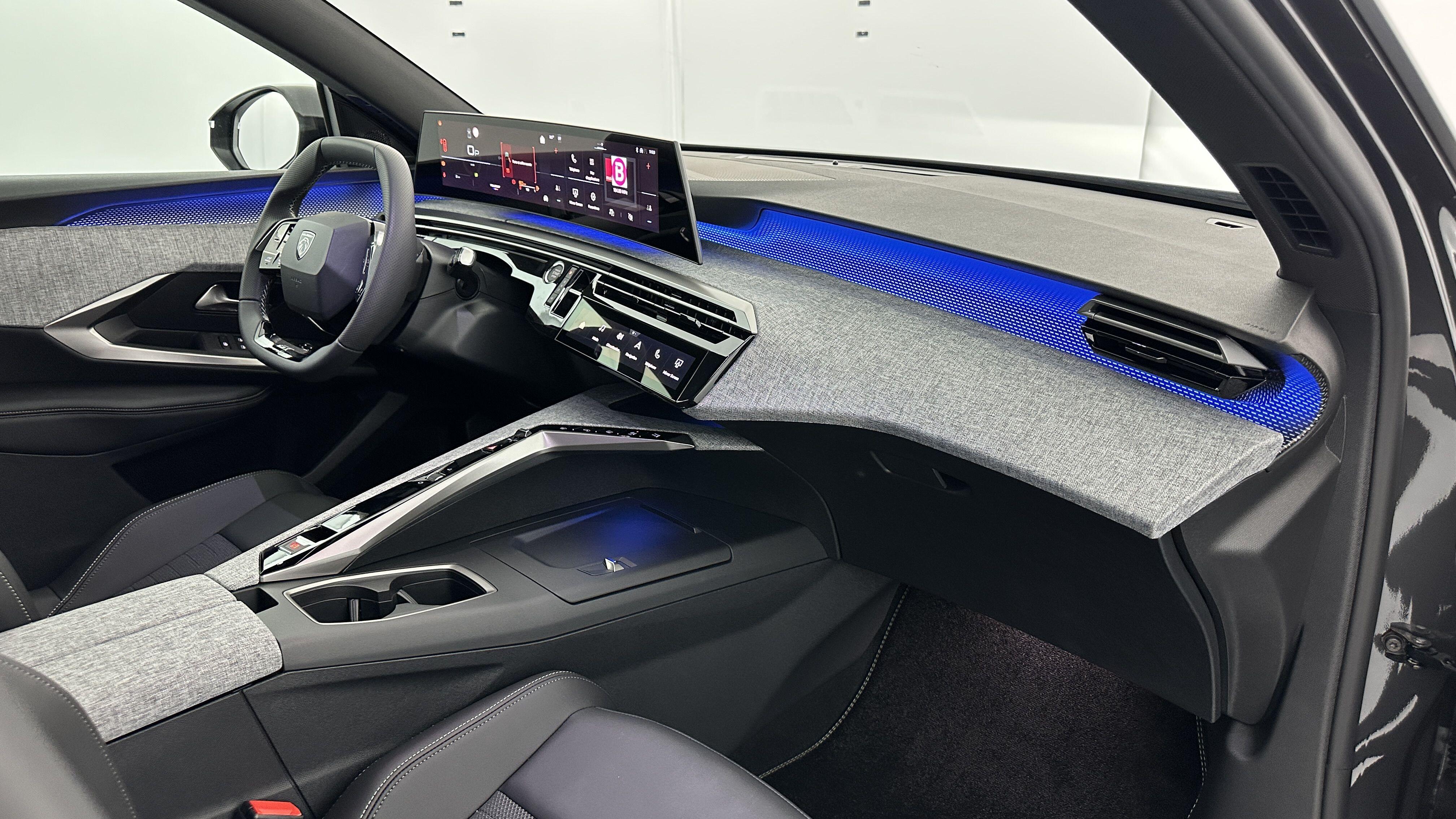 PEUGEOT 5008 III 1.2 Hybrid 145ch GT e-DCS6