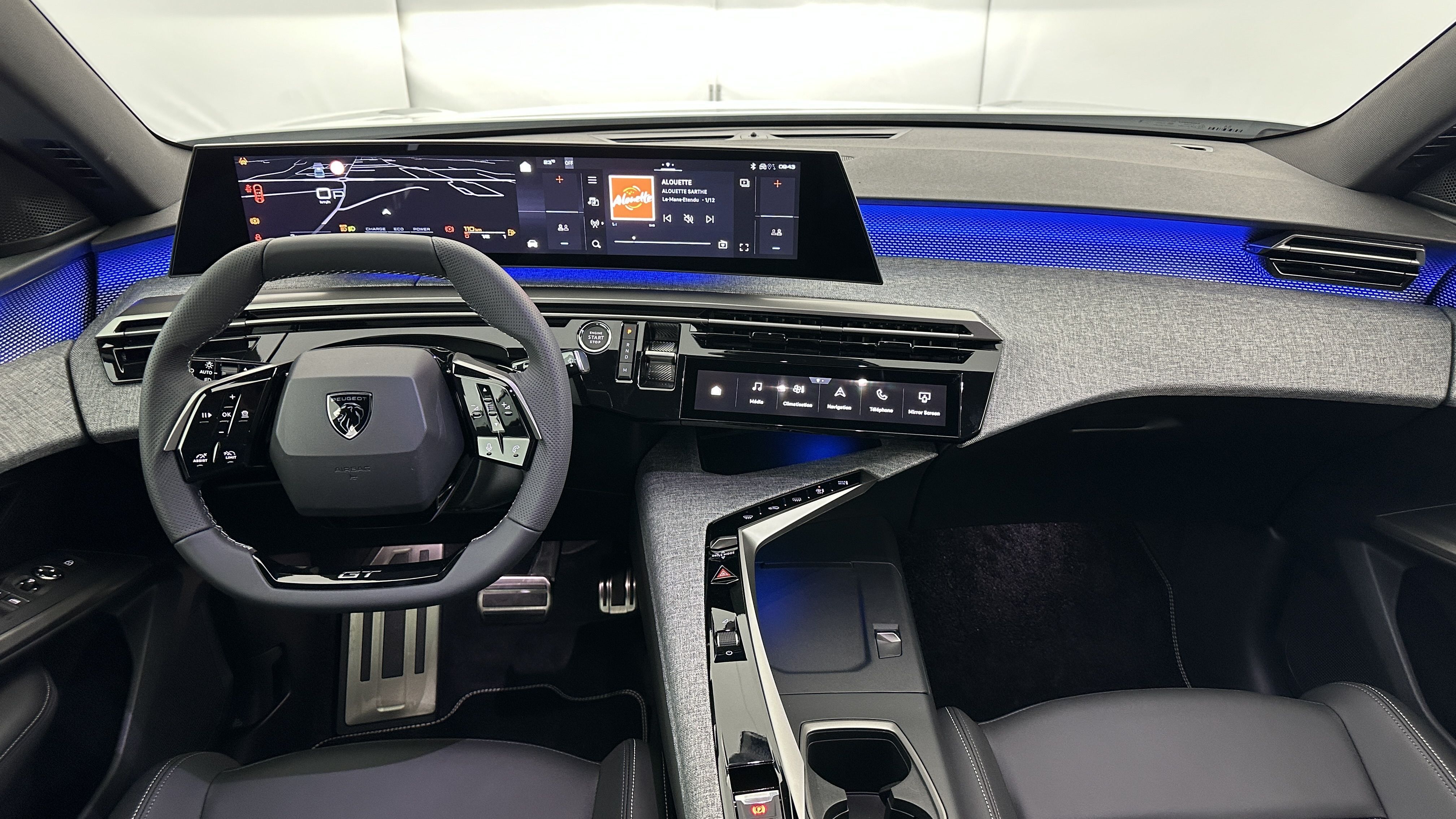 PEUGEOT 5008 1.2 Hybrid 145ch GT e-DCS6