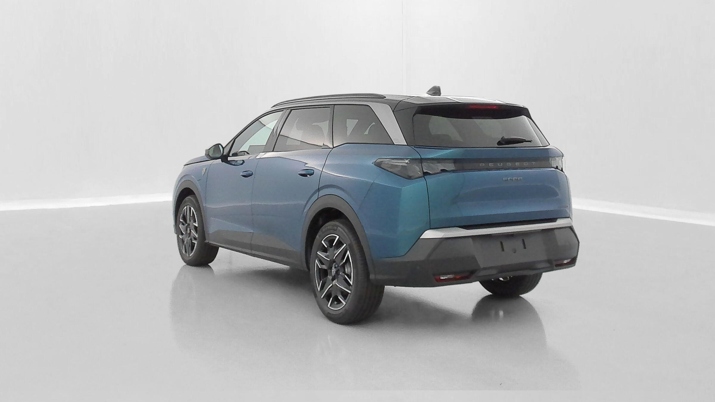 PEUGEOT 5008 1.2 Hybrid 145ch GT e-DCS6