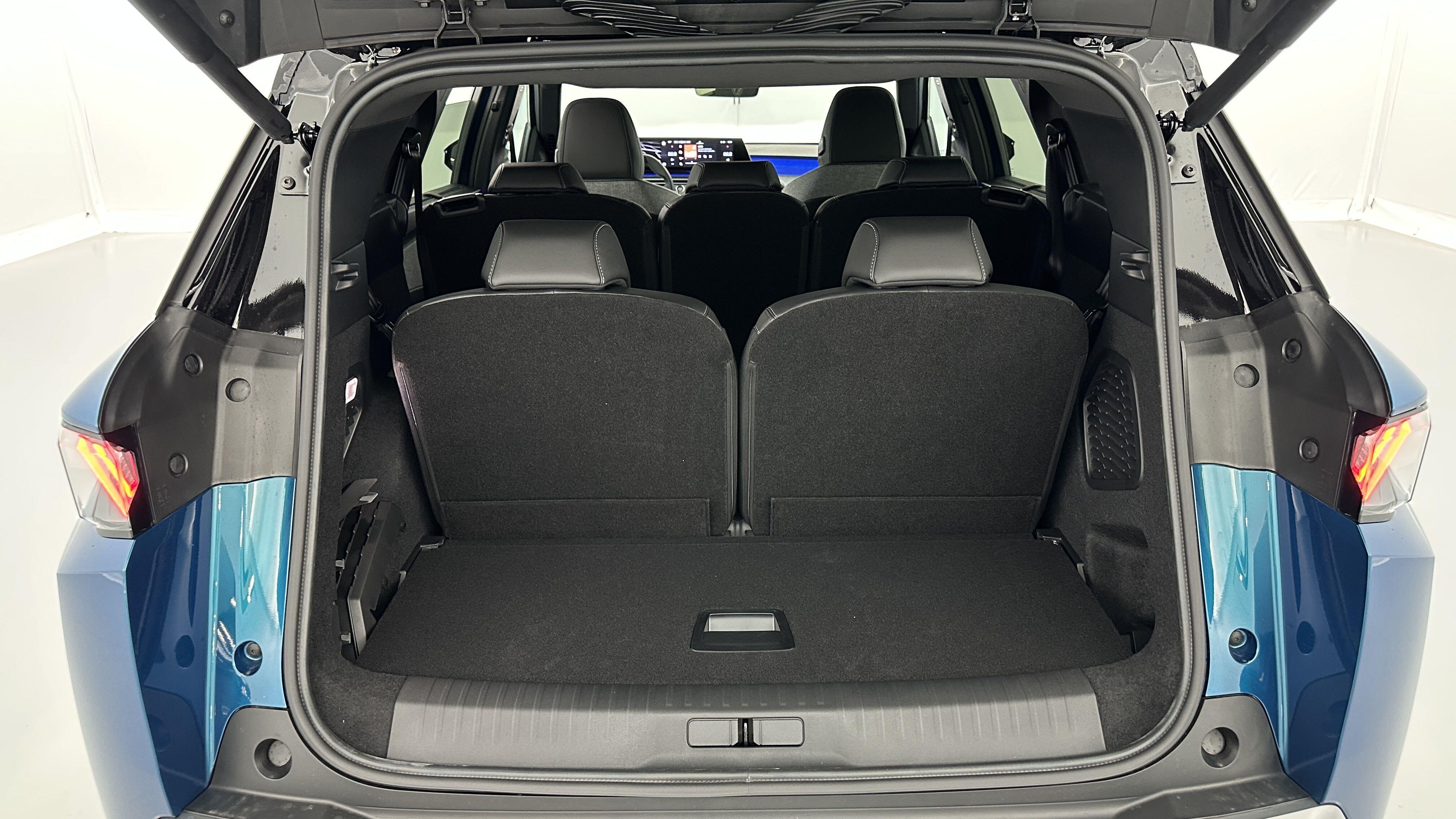 PEUGEOT 5008 1.2 Hybrid 145ch GT e-DCS6
