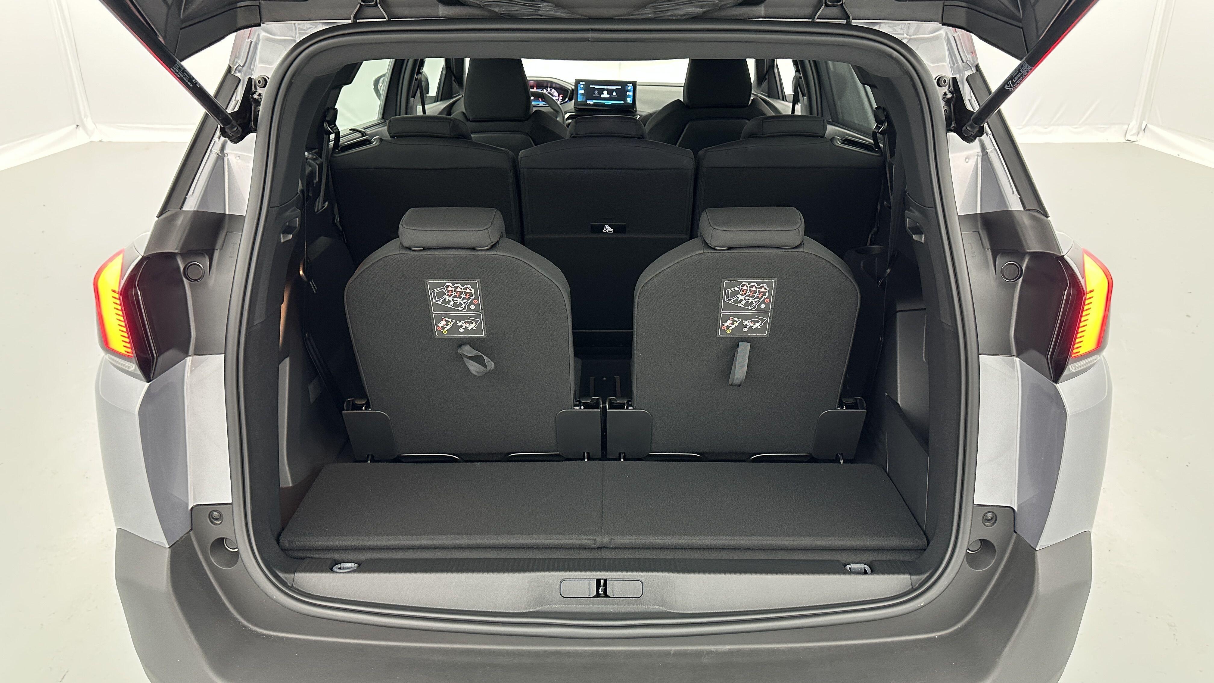 PEUGEOT 5008 III 1.2 PureTech 130ch Active Pack