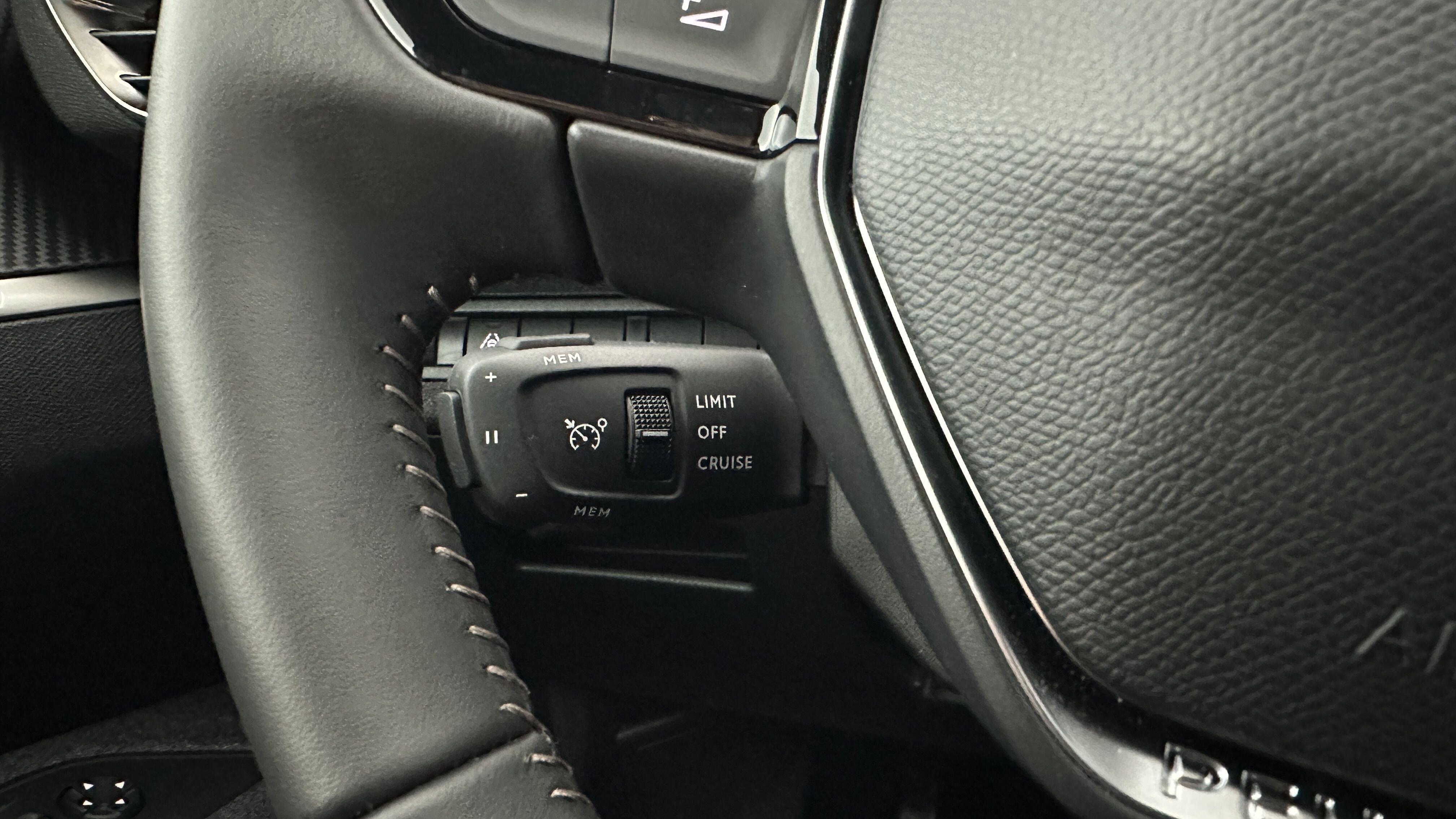 PEUGEOT 5008 III 1.2 PureTech 130ch Active Pack