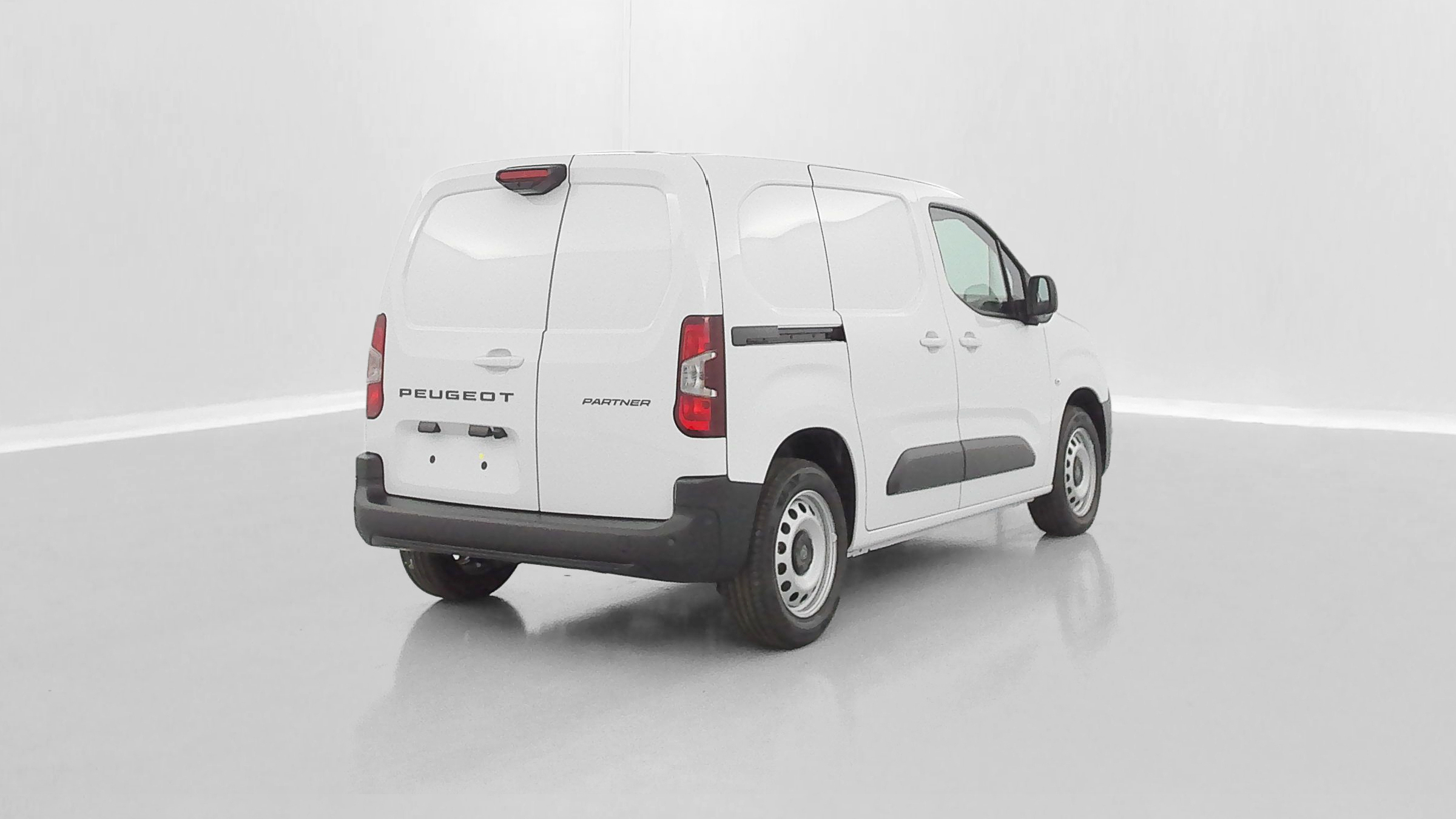 PEUGEOT PARTNER III M 650kg BlueHDi 130ch EAT8