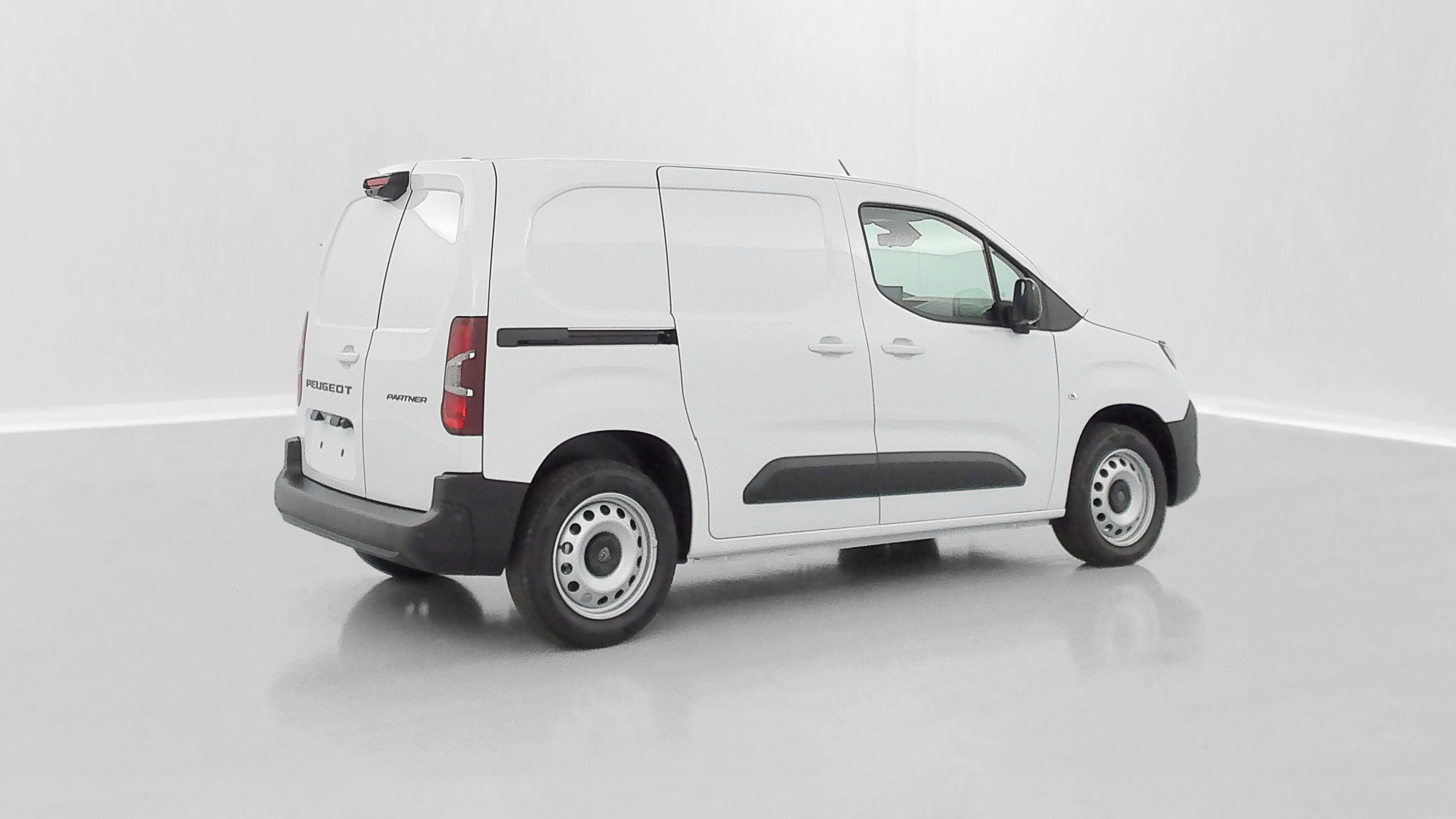 PEUGEOT PARTNER III M 650kg BlueHDi 130ch EAT8
