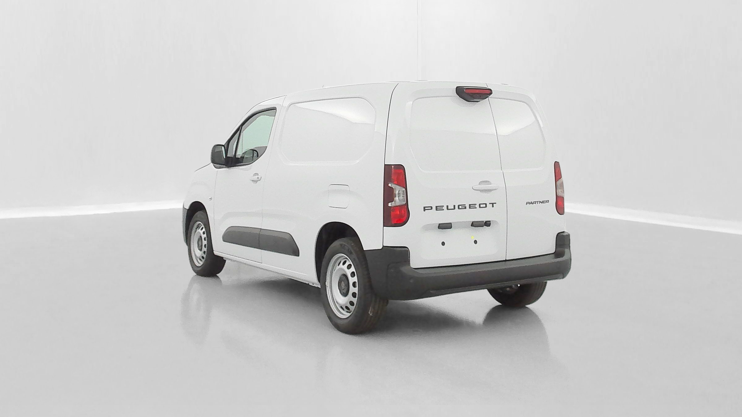 PEUGEOT PARTNER III M 650kg BlueHDi 130ch EAT8