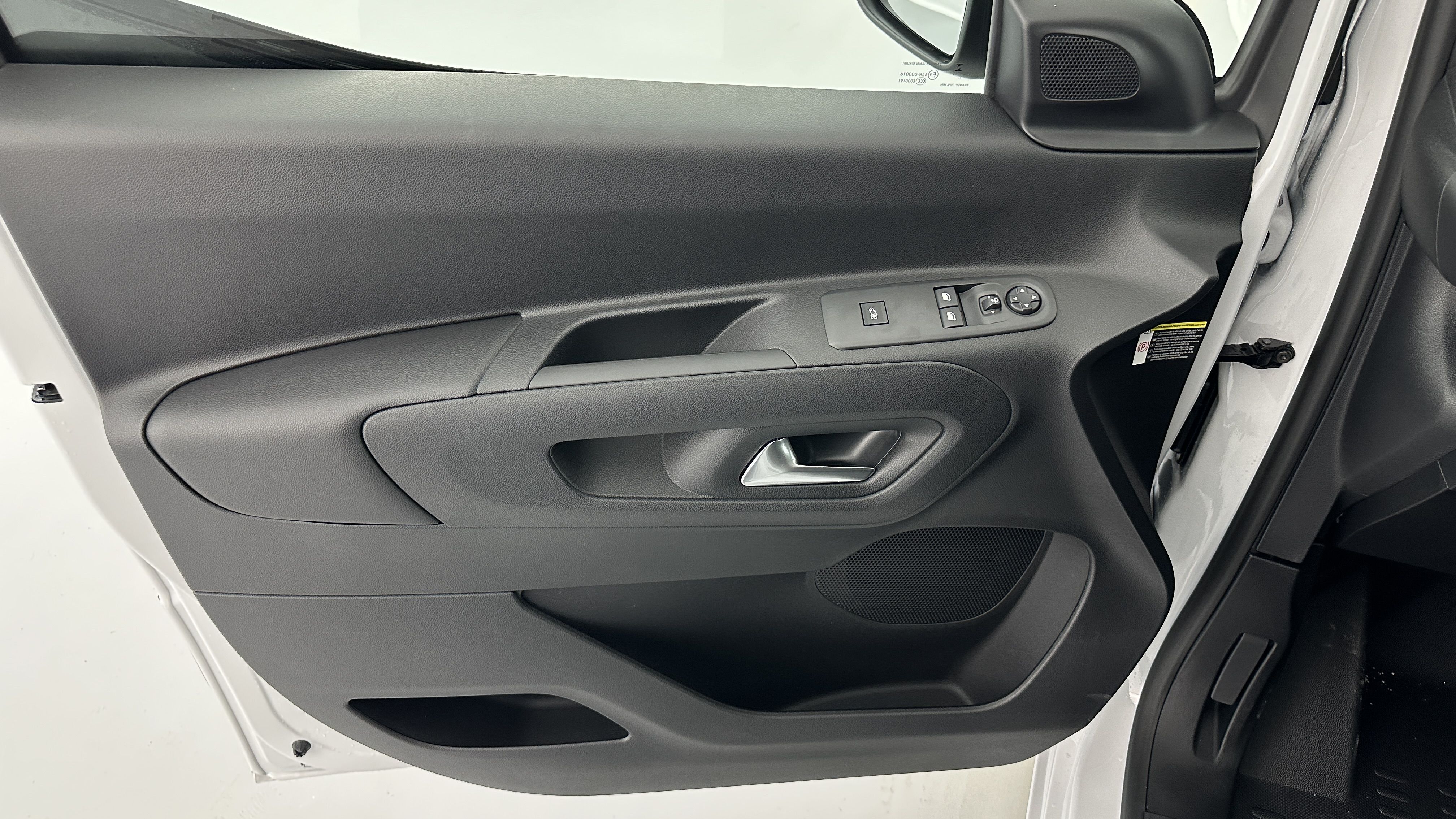 PEUGEOT PARTNER III M 650kg BlueHDi 130ch EAT8