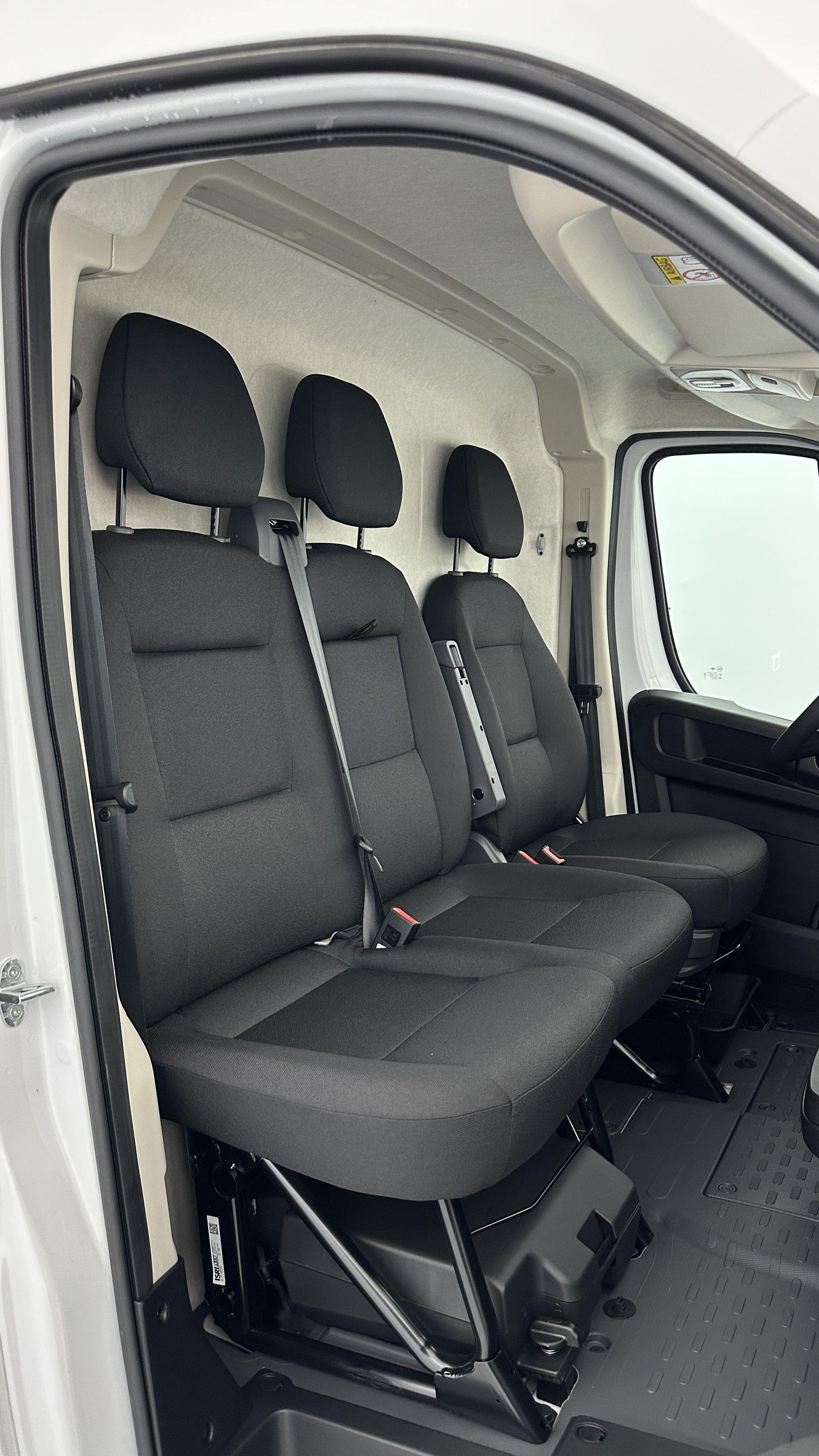 PEUGEOT BOXER II L4H2 3.5 MAXI 2.2 180ch BVA8 + Pack Chantier Maxi