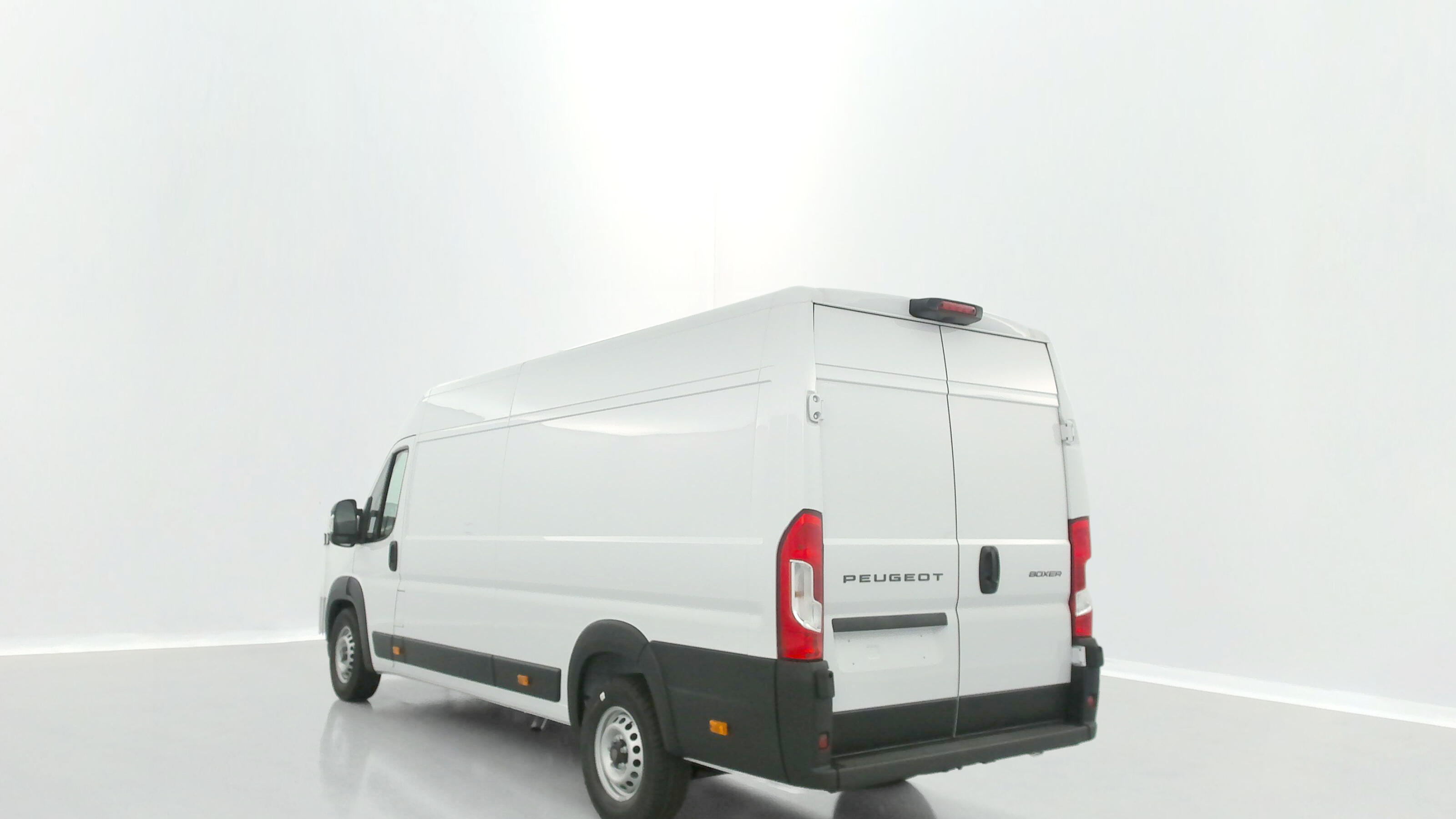 PEUGEOT BOXER II L4H2 3.5 MAXI 2.2 180ch BVA8 + Pack Chantier Maxi