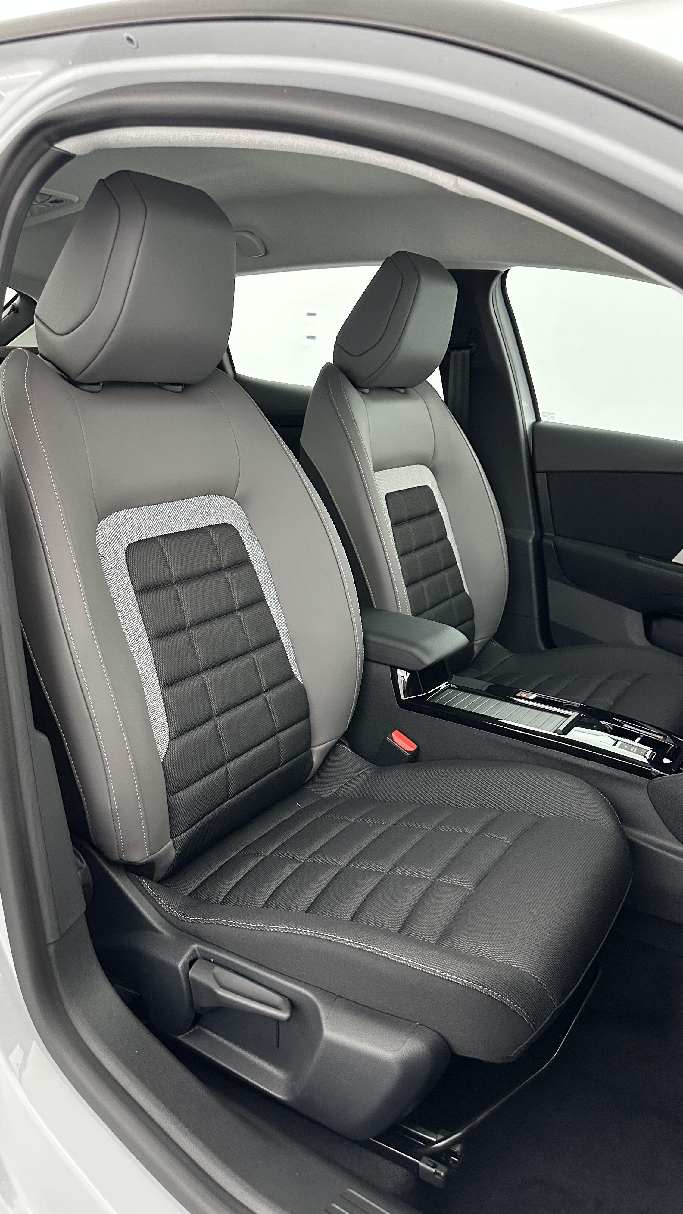 CITROEN C4 1.2 Hybride 145ch Plus e-DCS6