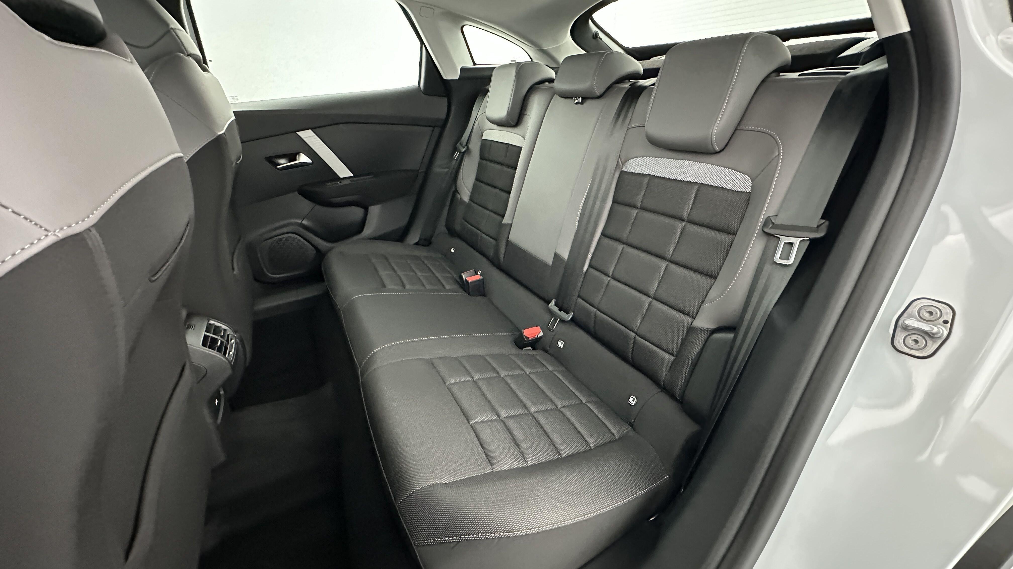 CITROEN C4 1.2 Hybride 145ch Plus e-DCS6
