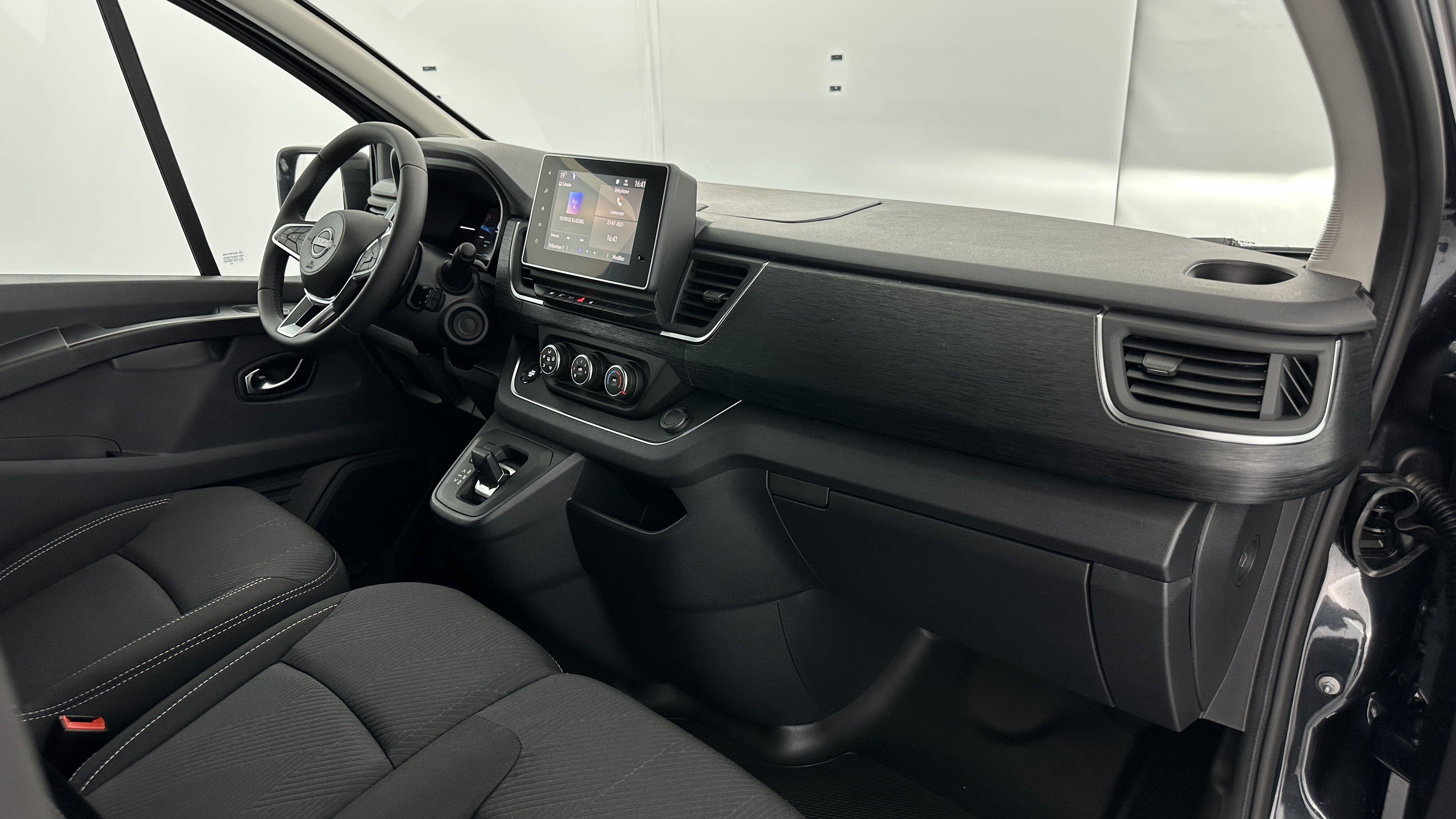 NISSAN PRIMASTAR COMBI L2H1 3.0t 2.0 dCi 150ch N-Connecta BVA9