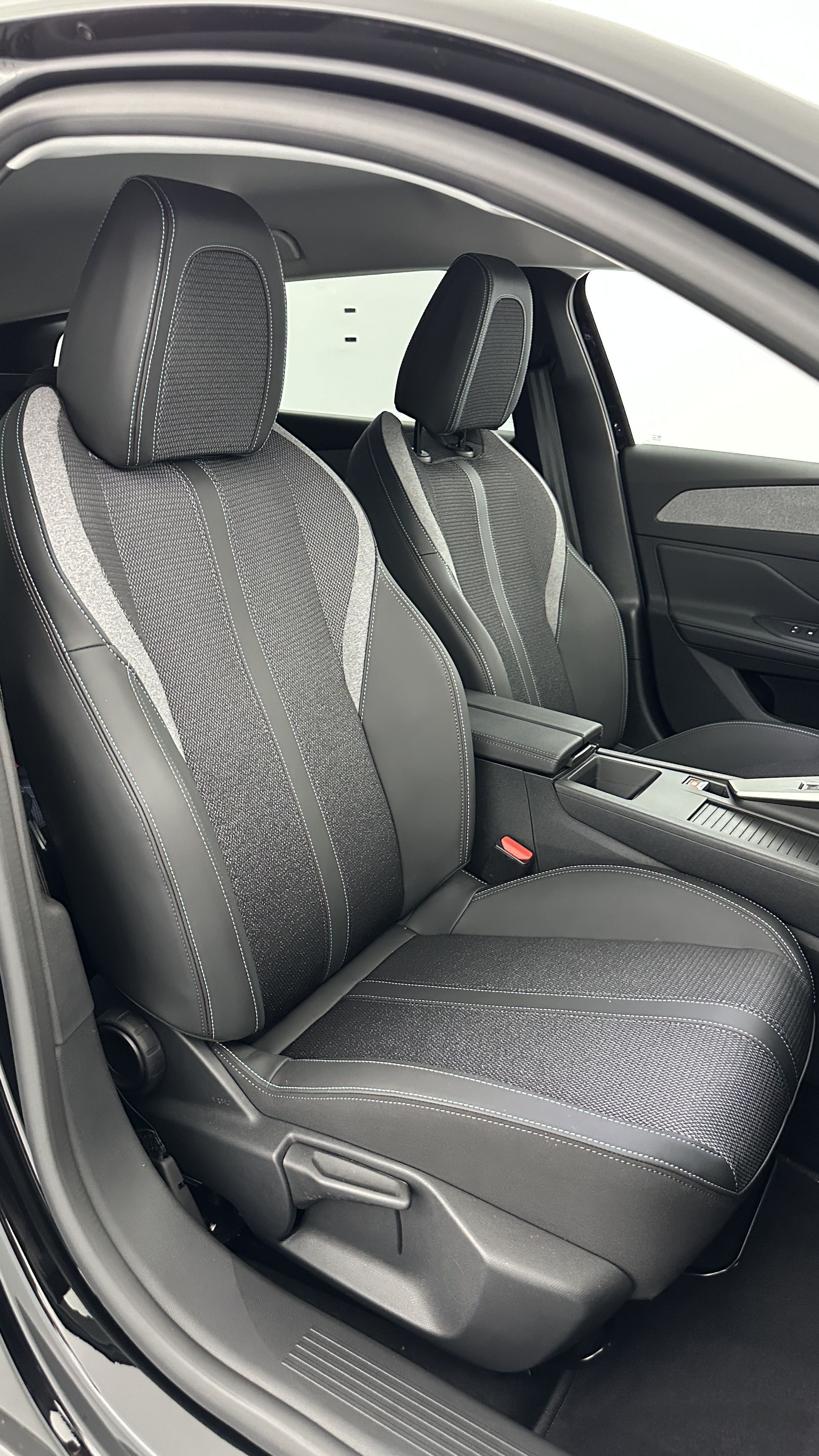 PEUGEOT 308 SW 1.5 BlueHDi 130ch Allure EAT8