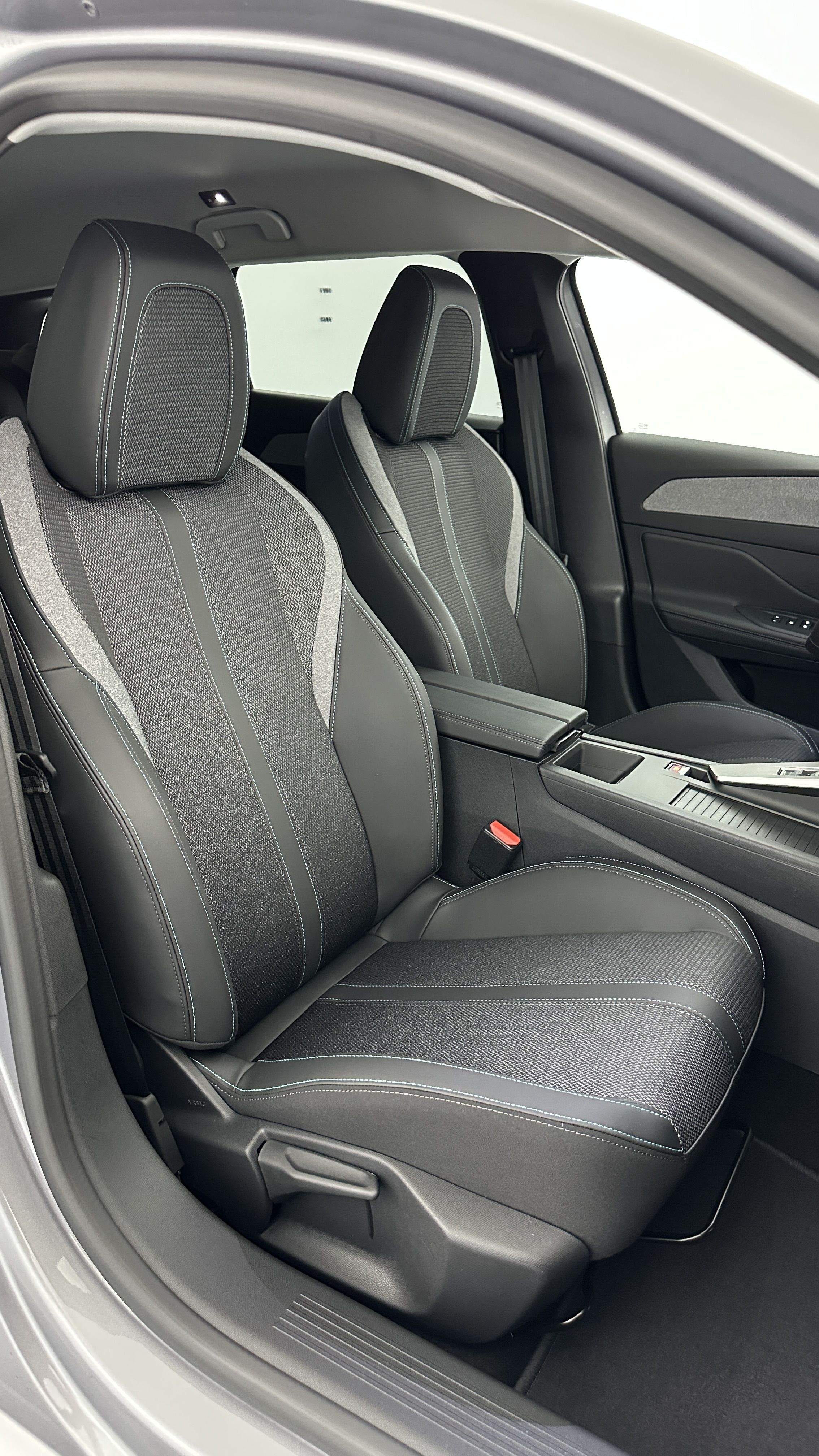 PEUGEOT 308 SW 1.5 BlueHDi 130ch Allure EAT8