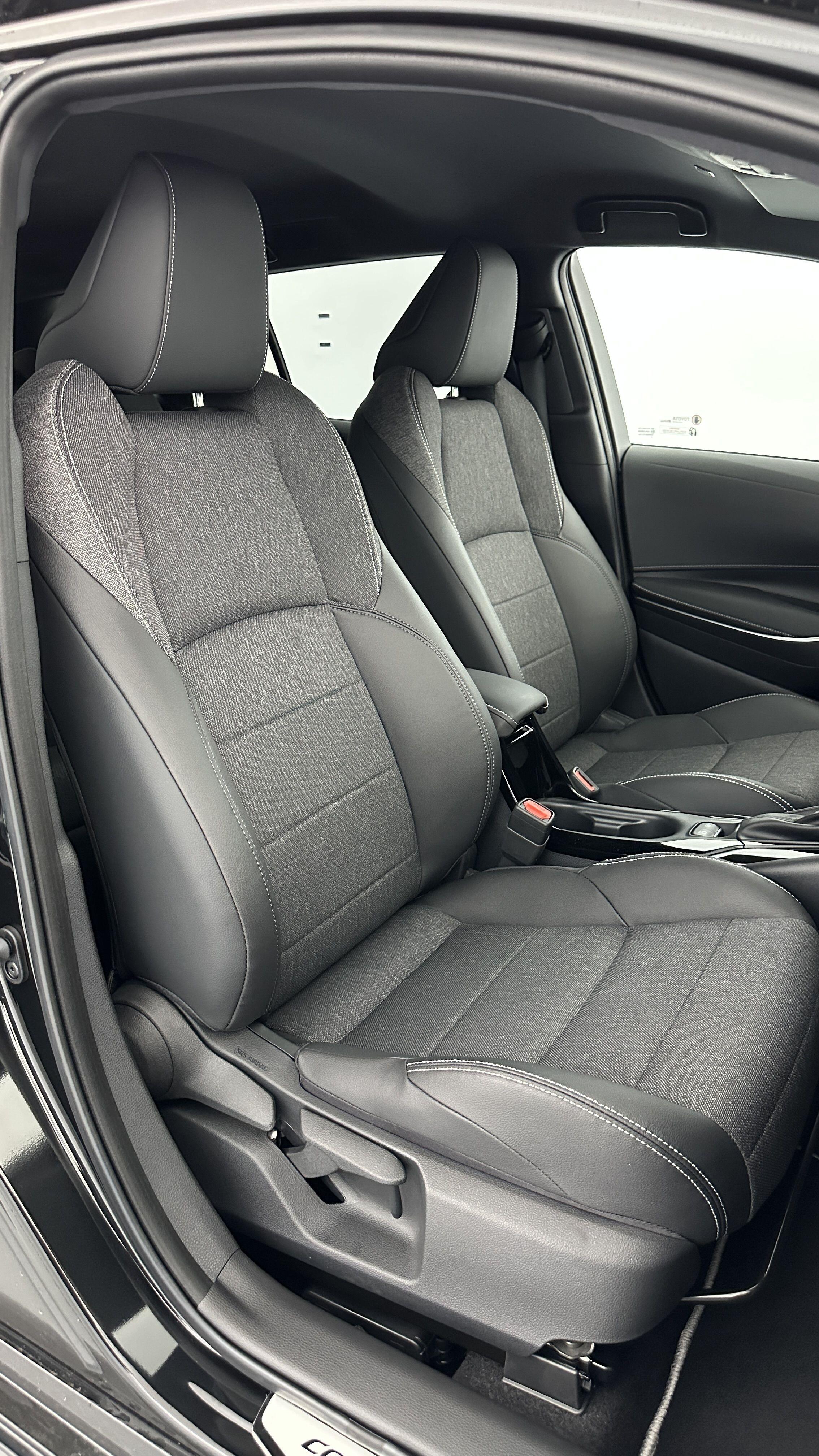 TOYOTA COROLLA TOURING X 1.8 Hybrid 140ch Design (Team Player)