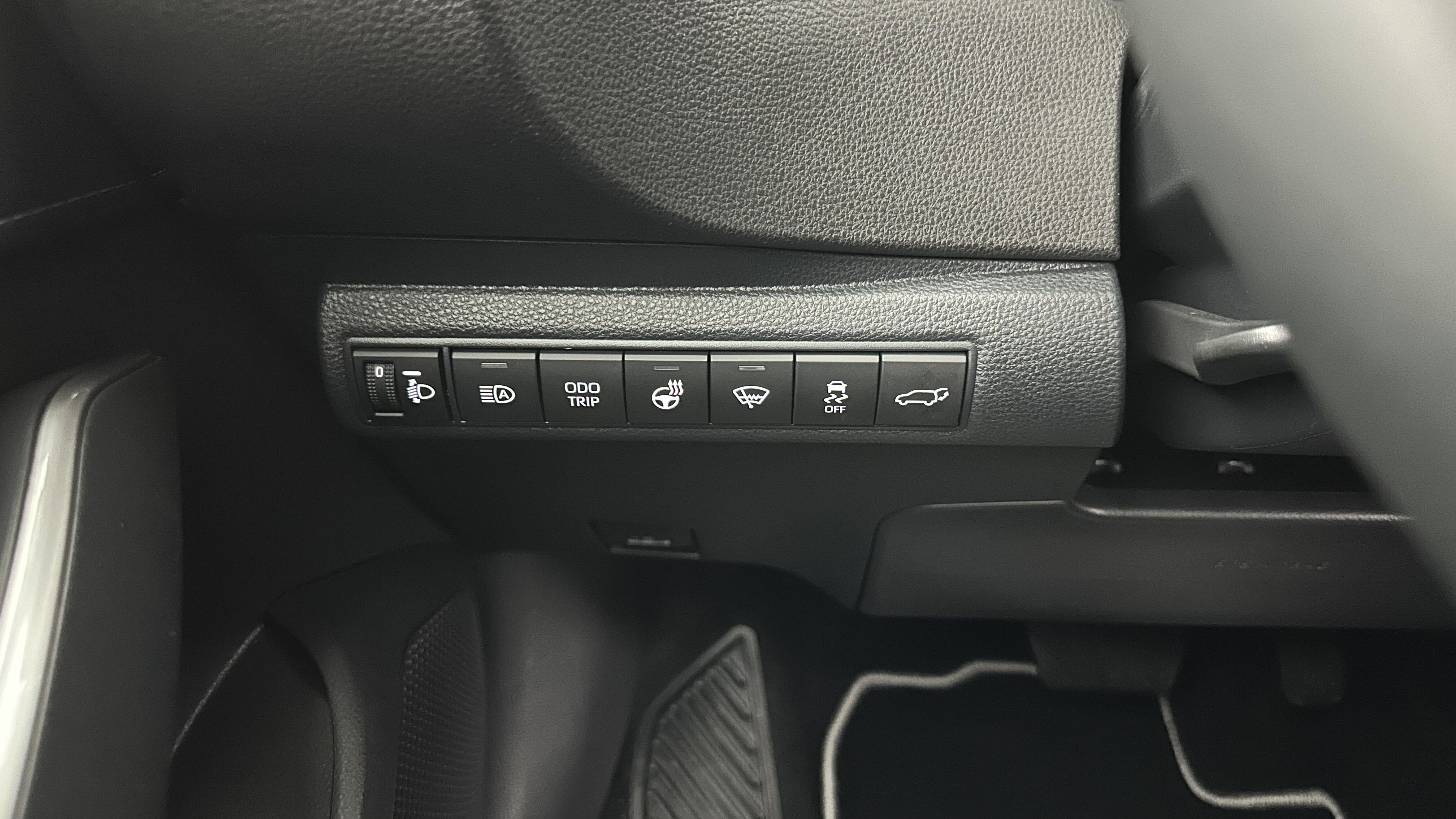 TOYOTA COROLLA TOURING X 1.8 Hybrid 140ch Design (Team Player)