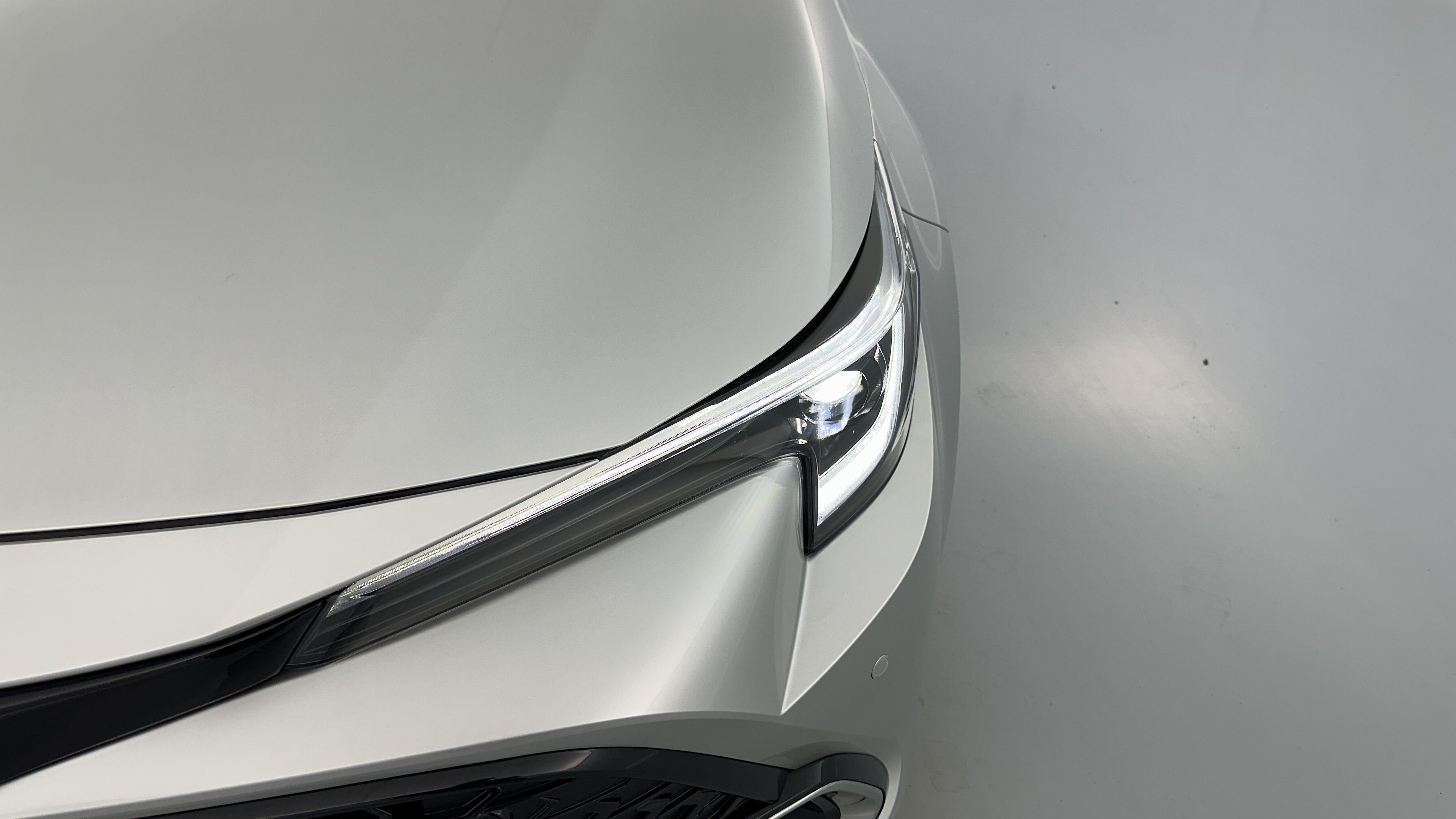 TOYOTA COROLLA TOURING X 1.8 Hybrid 140ch Design (Team Player)