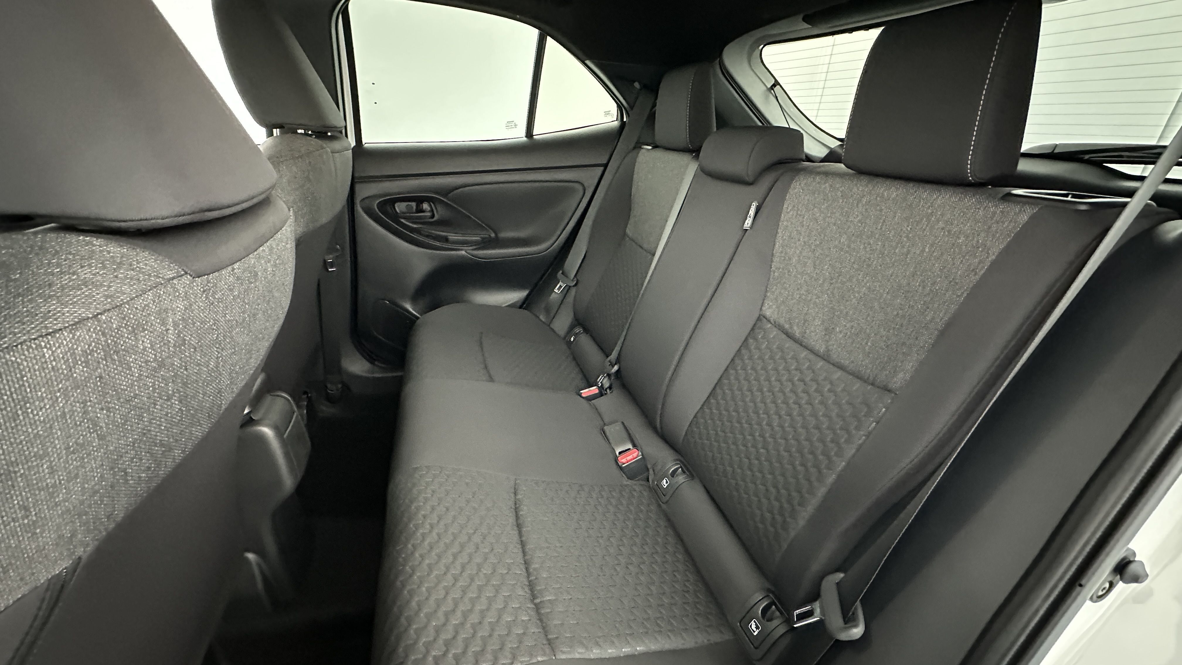 TOYOTA YARIS CROSS 1.5 Hybride 130h Design e-CVT