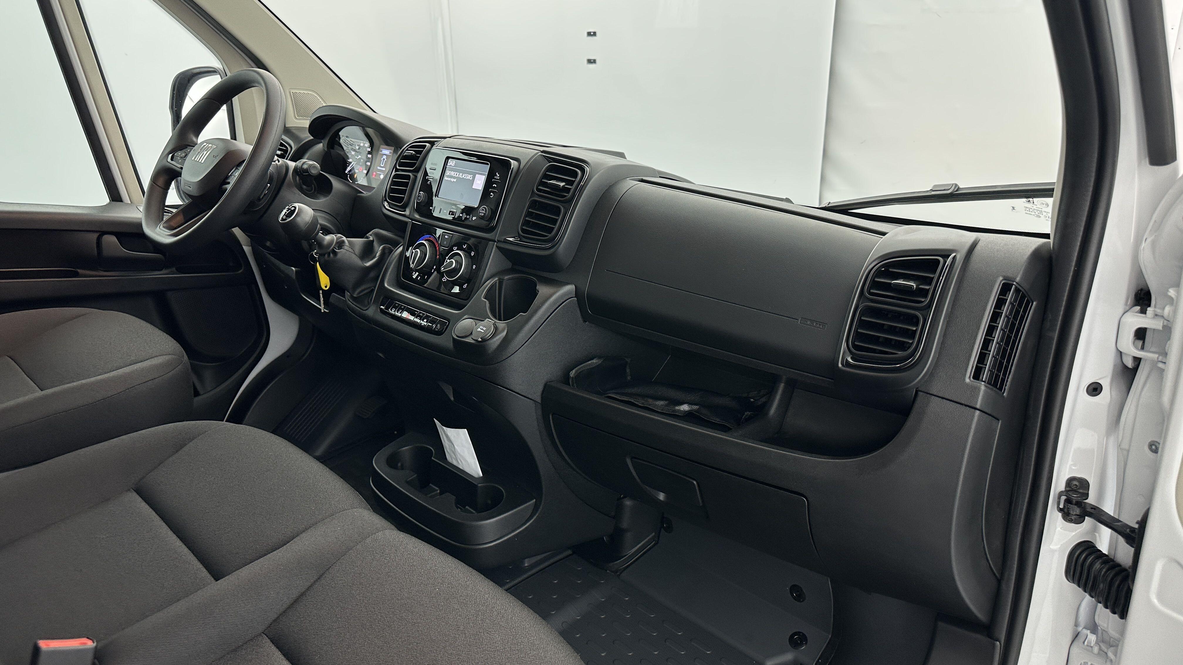 FIAT Ducato plateau ridelles sc 3.5 L Maxi 140ch