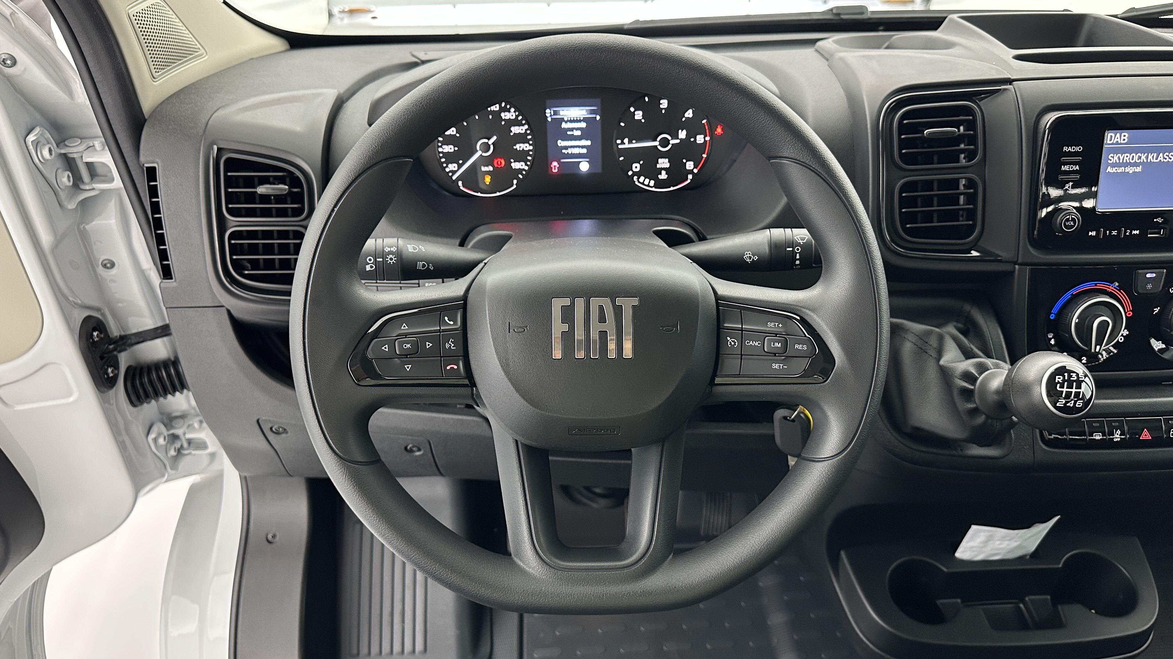FIAT Ducato plateau ridelles sc 3.5 L Maxi 140ch