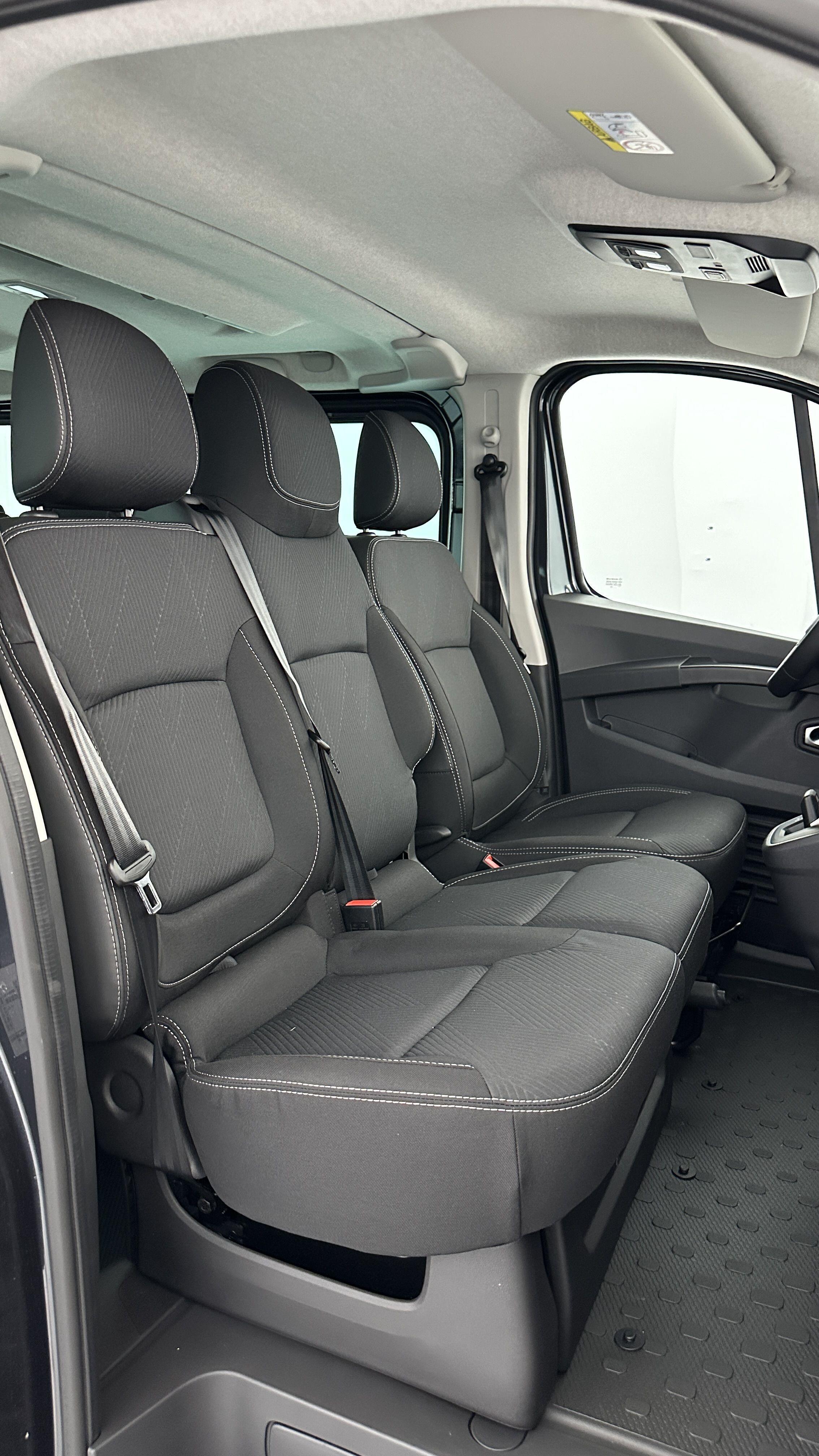 NISSAN PRIMASTAR COMBI L2H1 3.0t 2.0 dCi 150ch N-Connecta BVA9