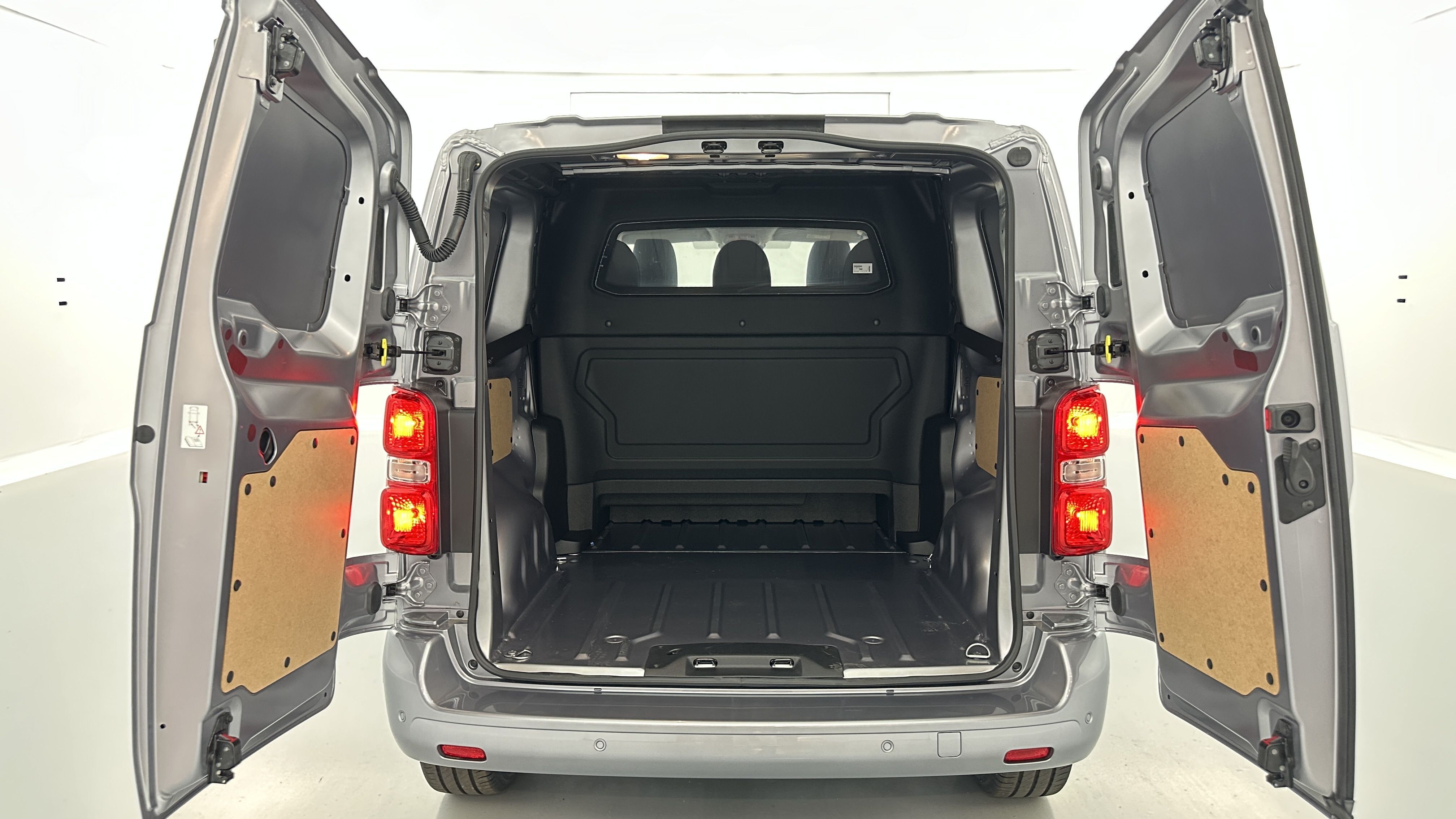 FIAT Scudo ca III M 2.0 BlueHDi 180ch Pack Premium Connect EAT8
