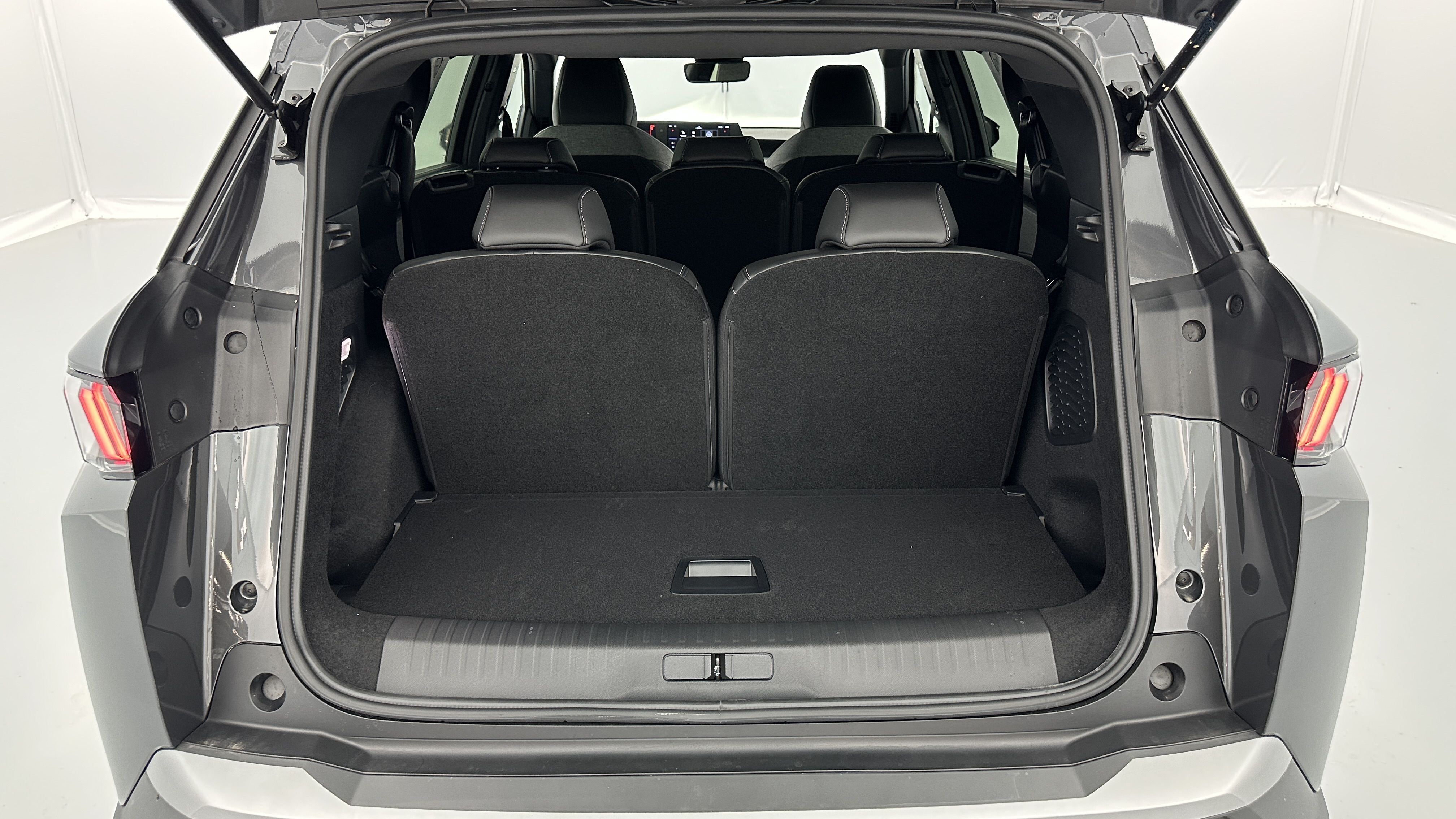 PEUGEOT 5008 1.2 Hybrid 145ch Allure e-DCS6