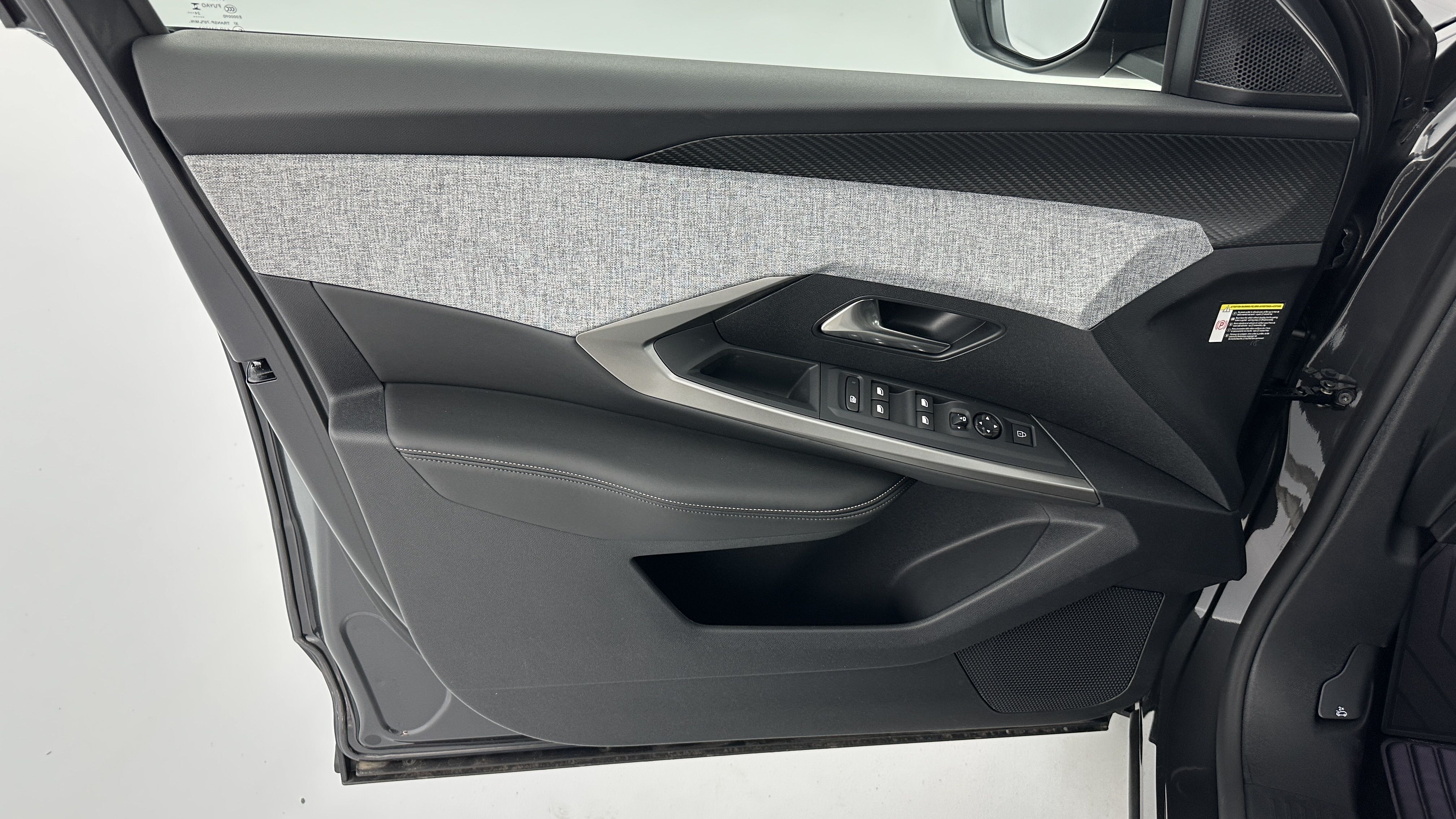 PEUGEOT 5008 1.2 Hybrid 145ch Allure e-DCS6
