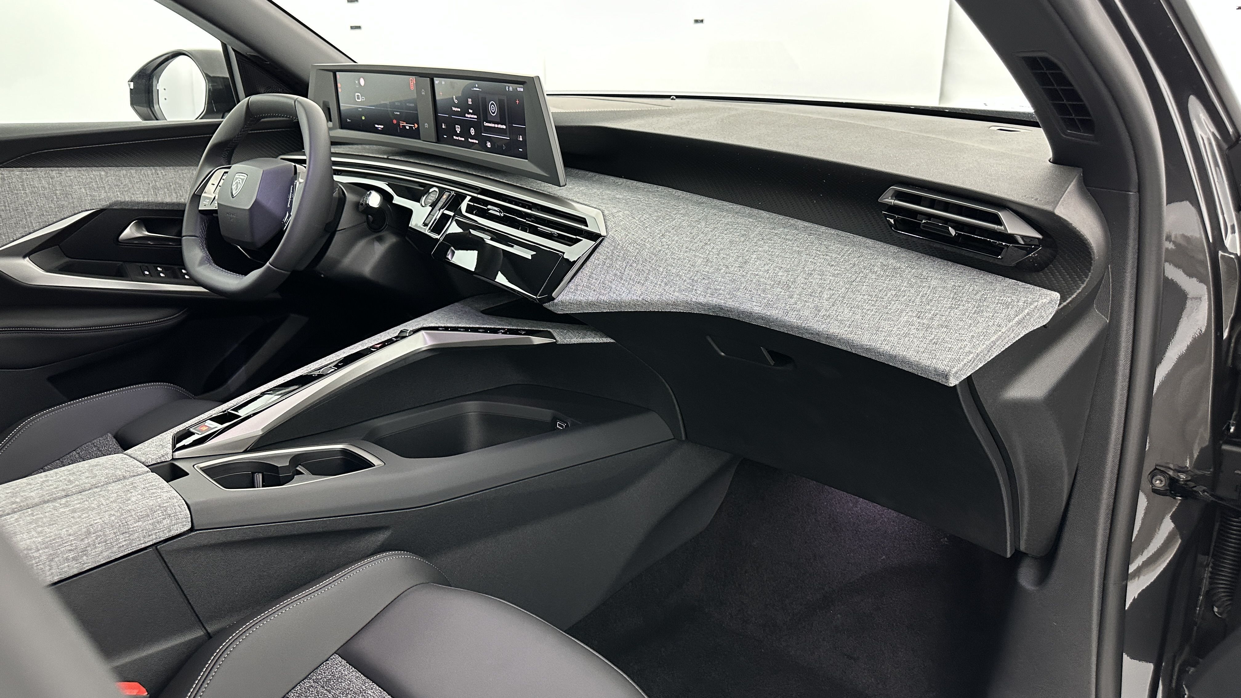 PEUGEOT 5008 1.2 Hybrid 145ch Allure e-DCS6