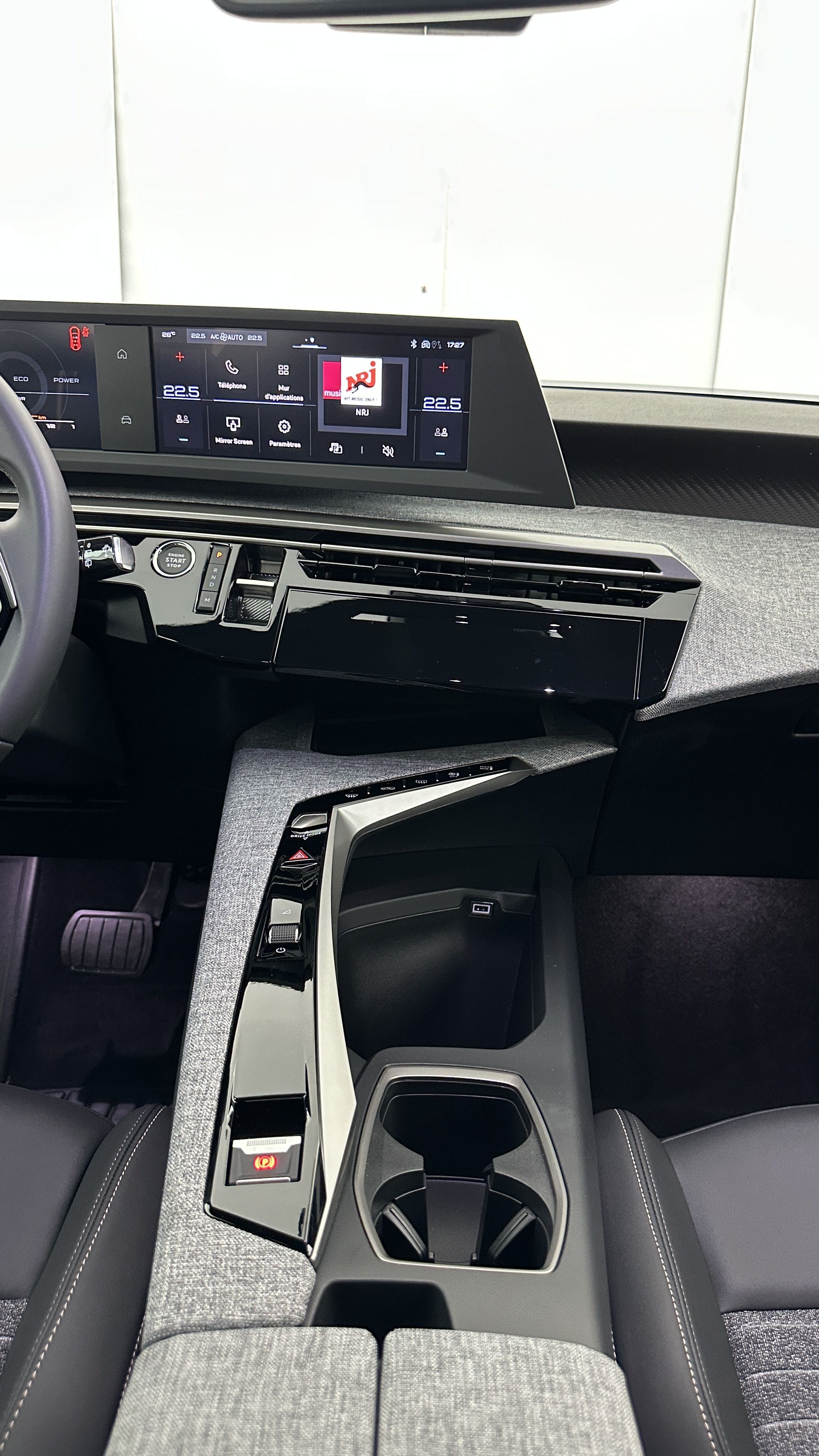 PEUGEOT 5008 1.2 Hybrid 145ch Allure e-DCS6
