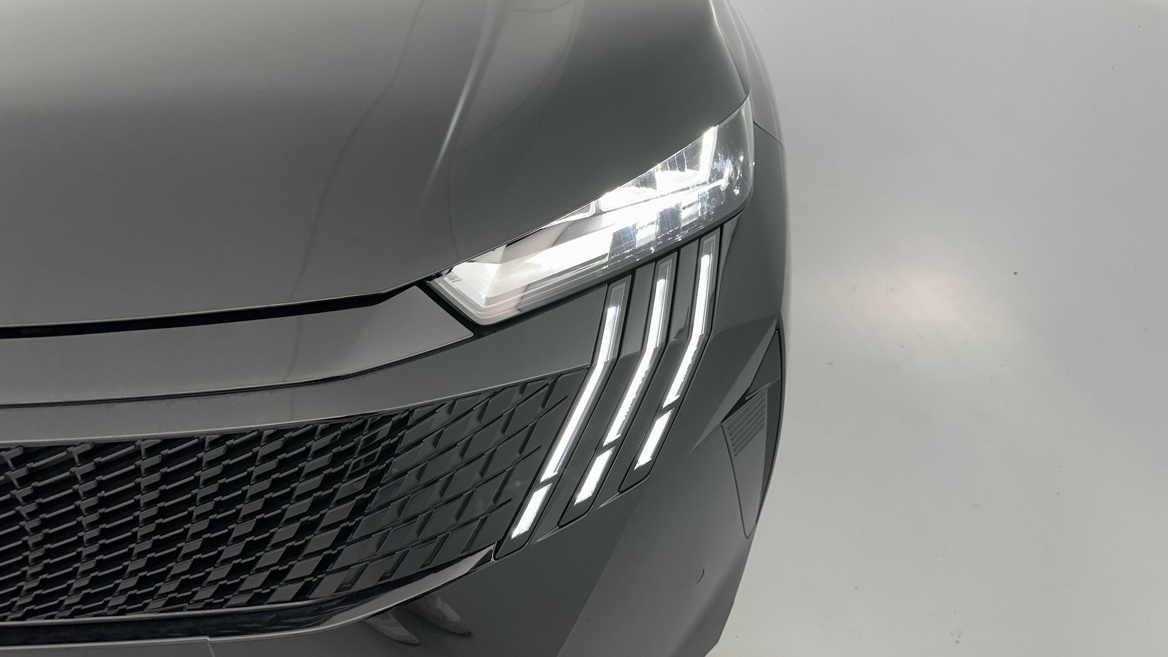 PEUGEOT 5008 1.2 Hybrid 145ch Allure e-DCS6