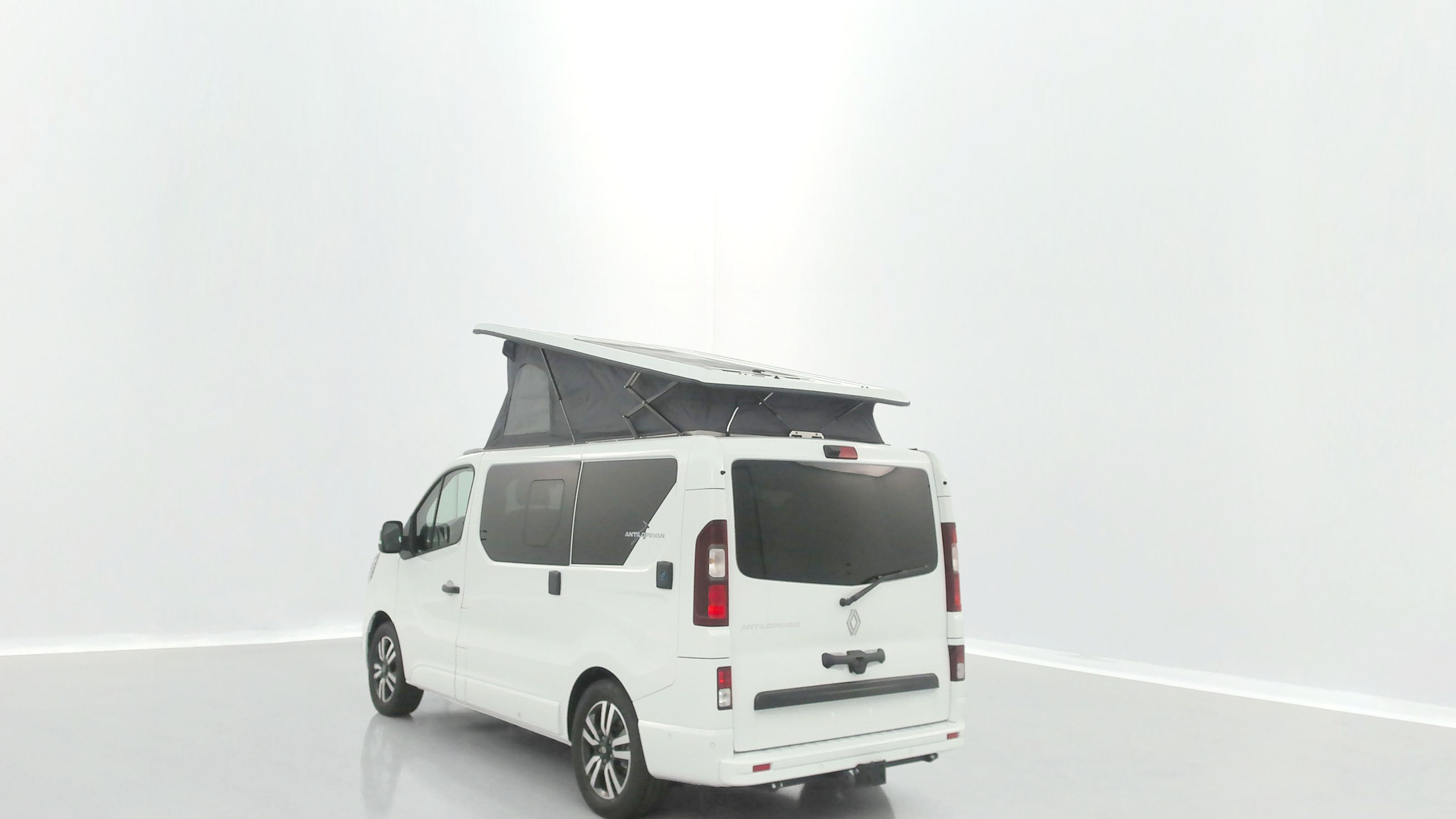 RENAULT TRAFIC Antilope Van III (3) L1H1 2800 2.0 dCi 150ch Flex5