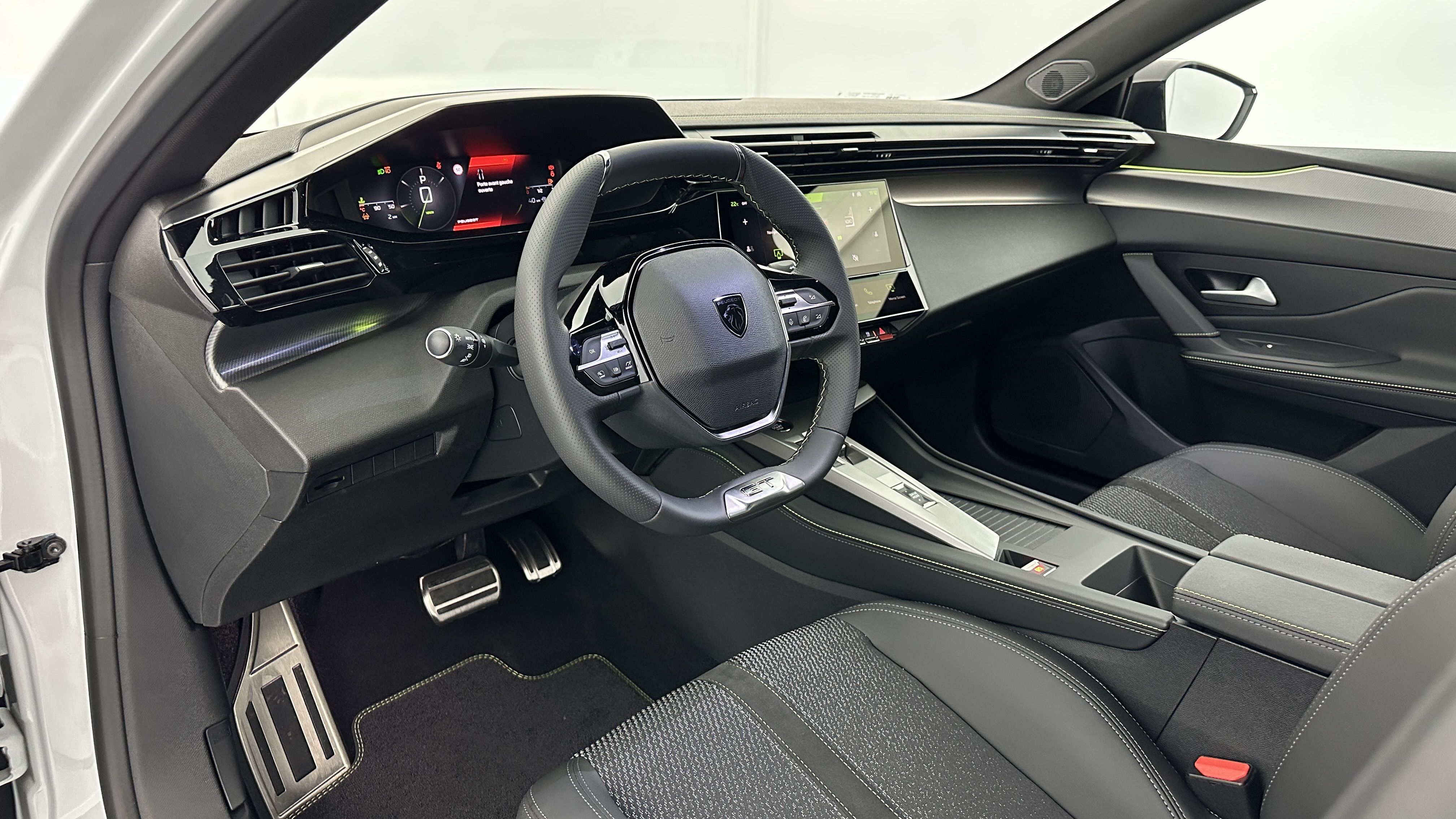 PEUGEOT 308 1.5 BlueHDi 130ch GT EAT8