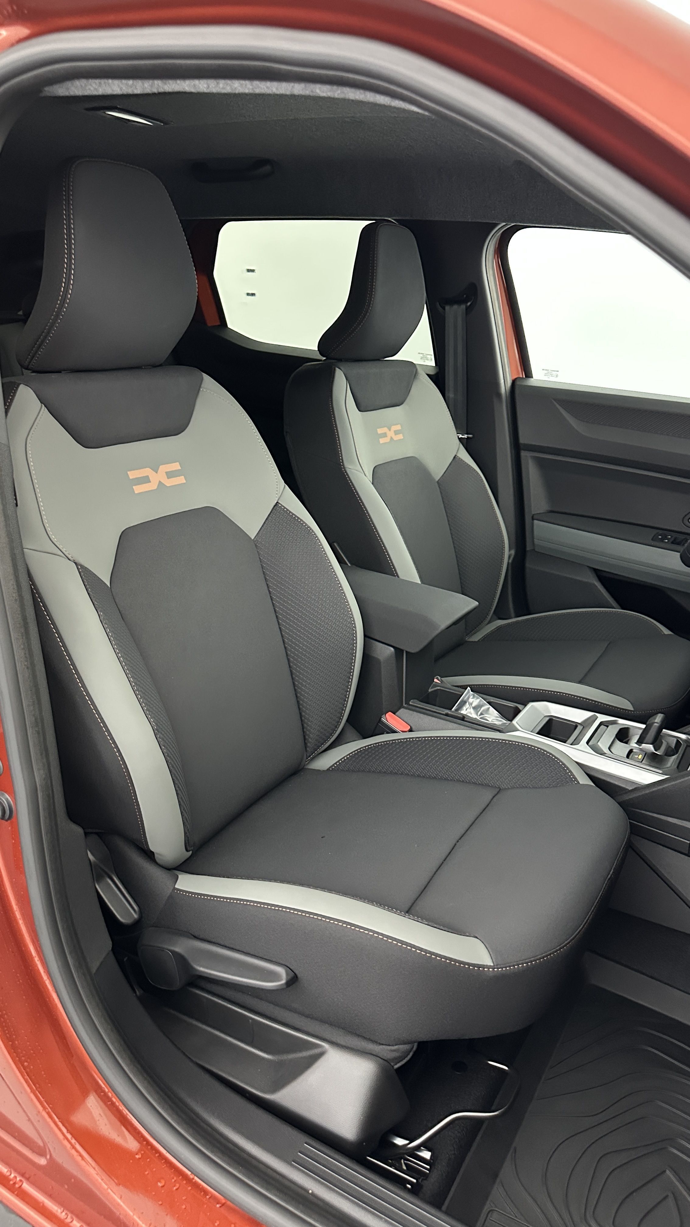 DACIA DUSTER III 1.6 Hybrid 140ch Extrême