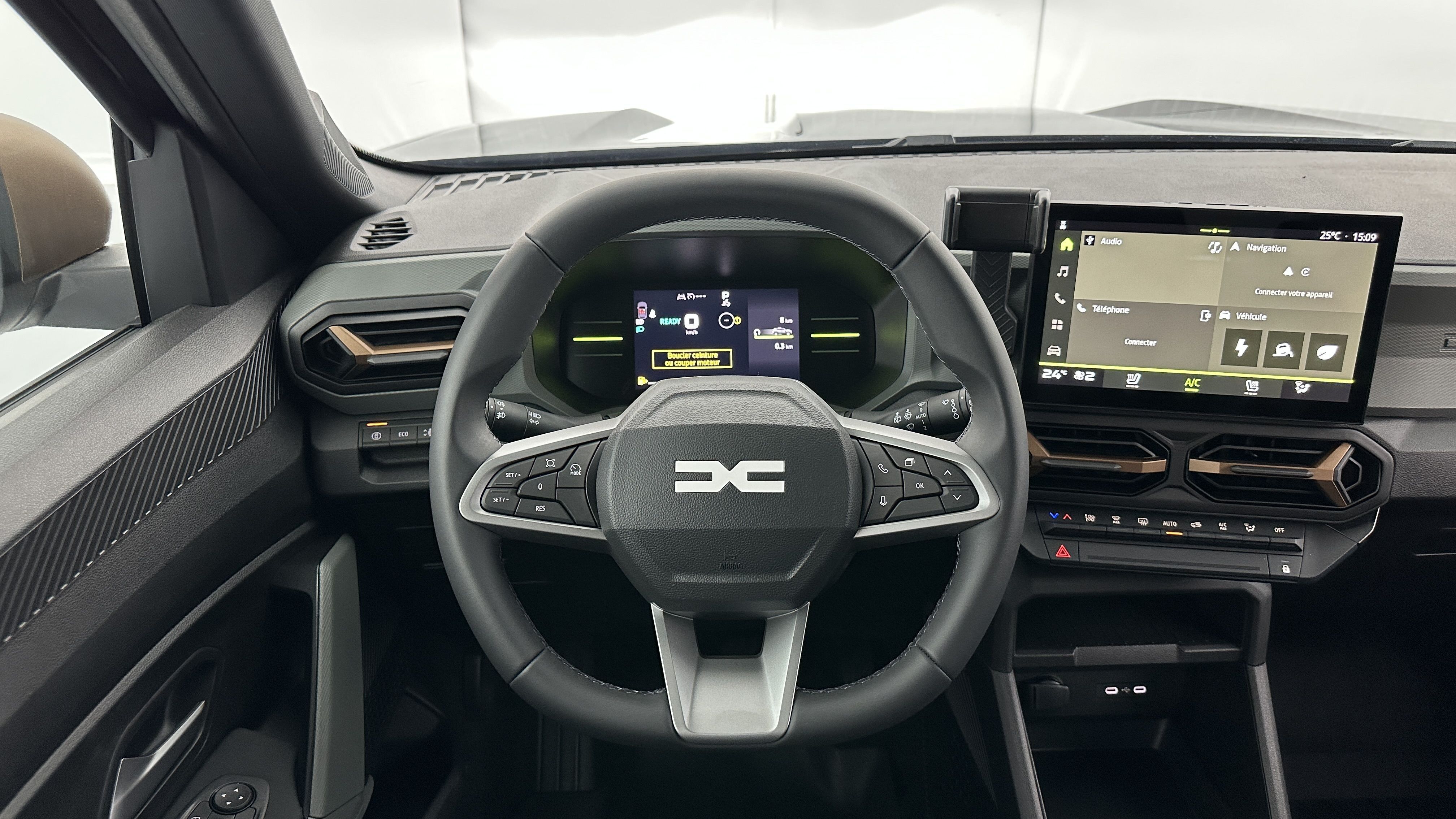 DACIA DUSTER III 1.6 Hybrid 140ch Extrême
