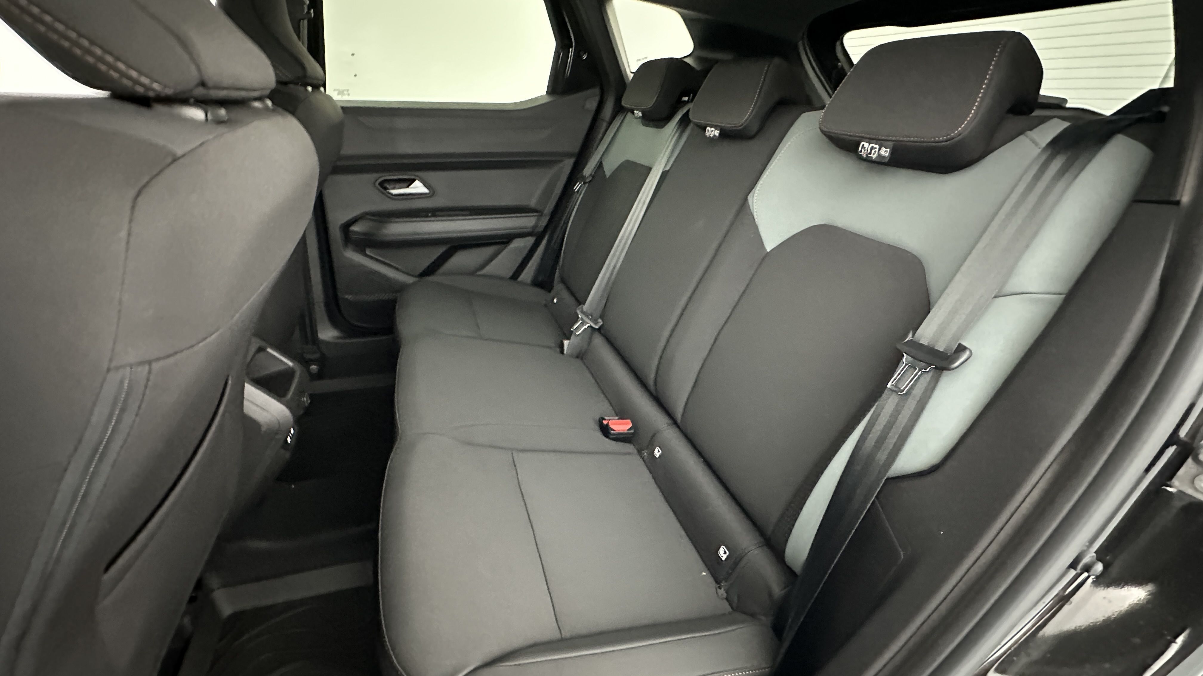 DACIA DUSTER III 1.6 Hybrid 140ch Extrême