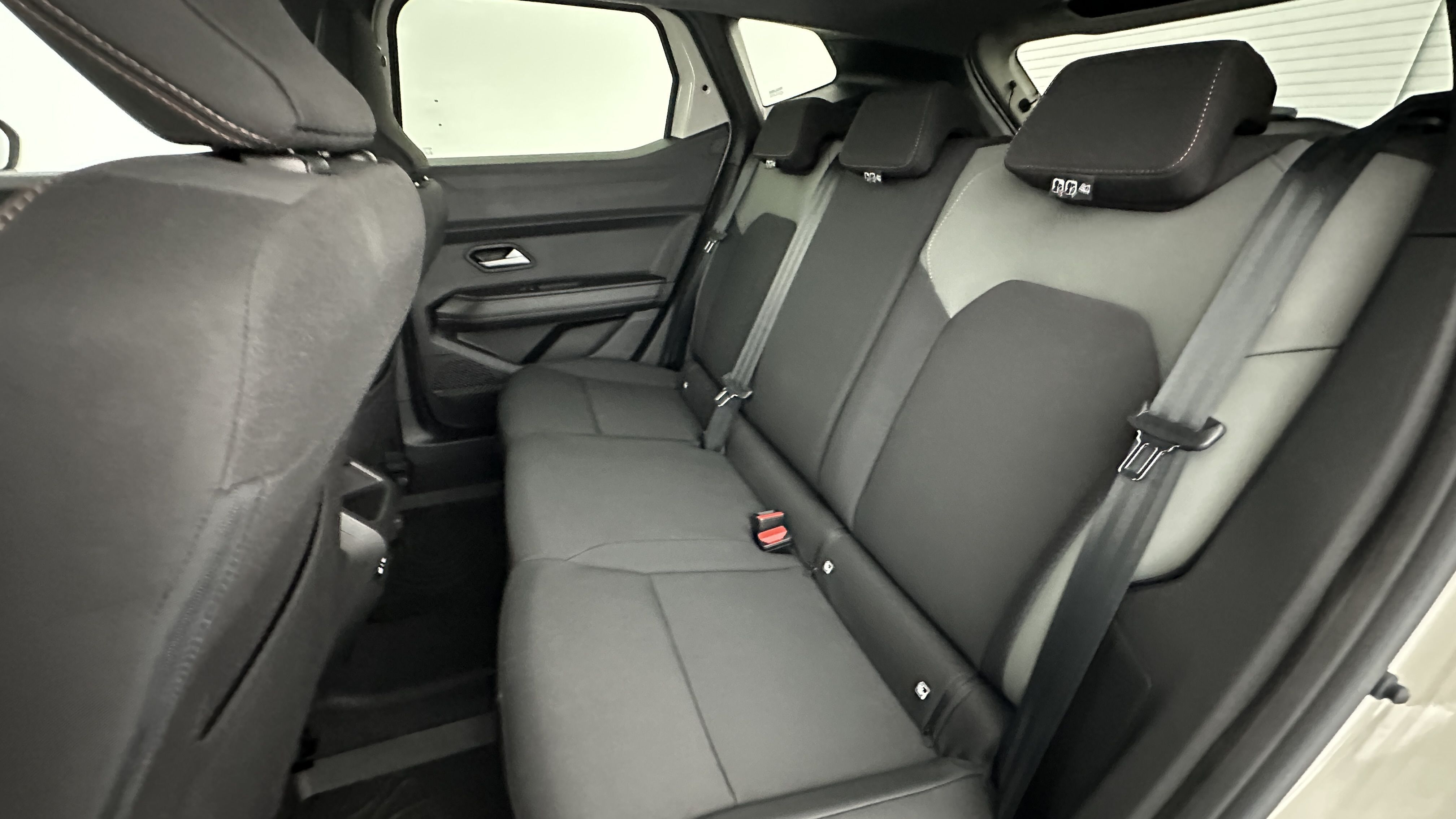 DACIA DUSTER III 1.6 Hybrid 140ch Extrême