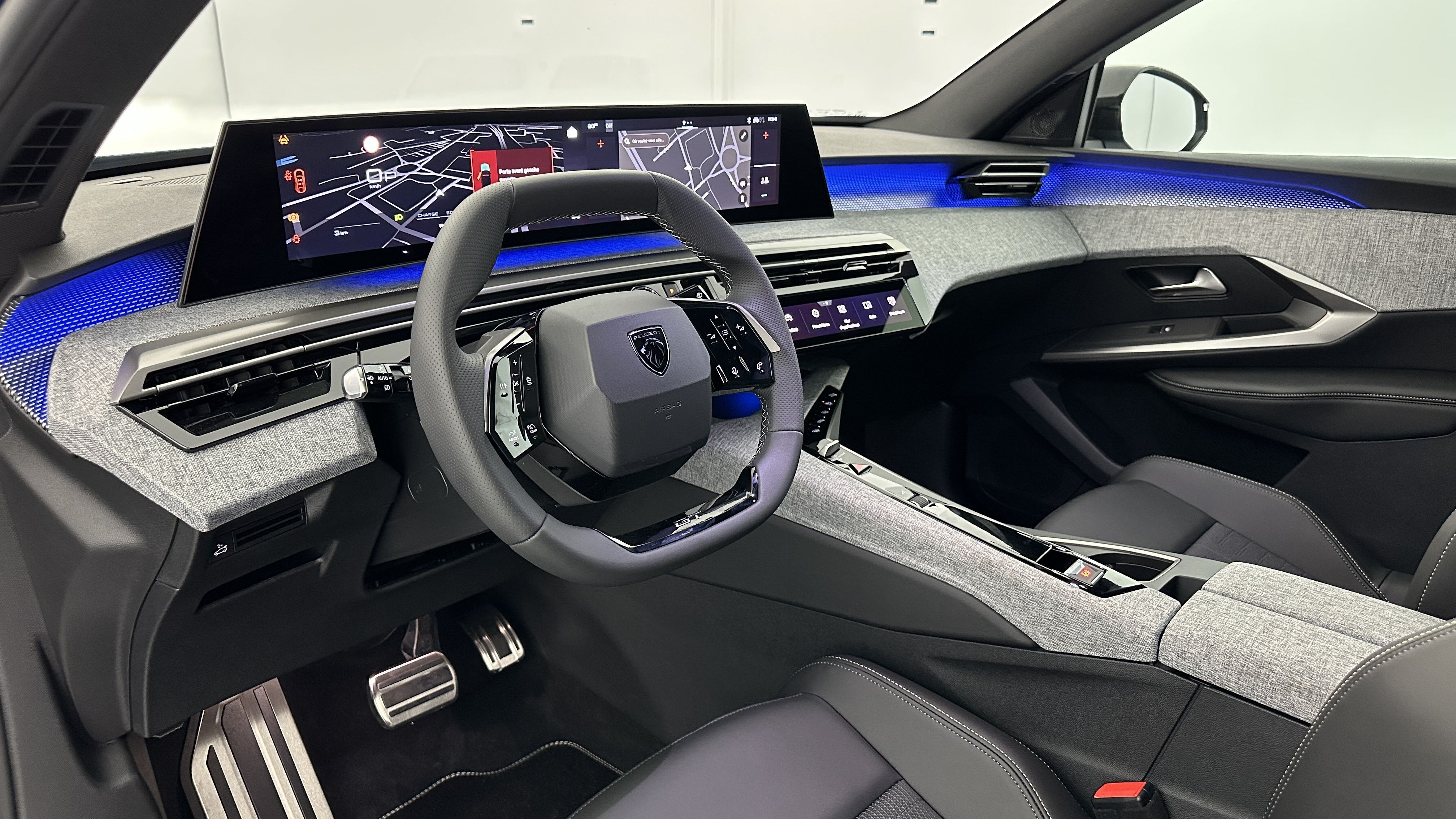 PEUGEOT 3008 1.2 Hybrid 145ch GT e-DCS6