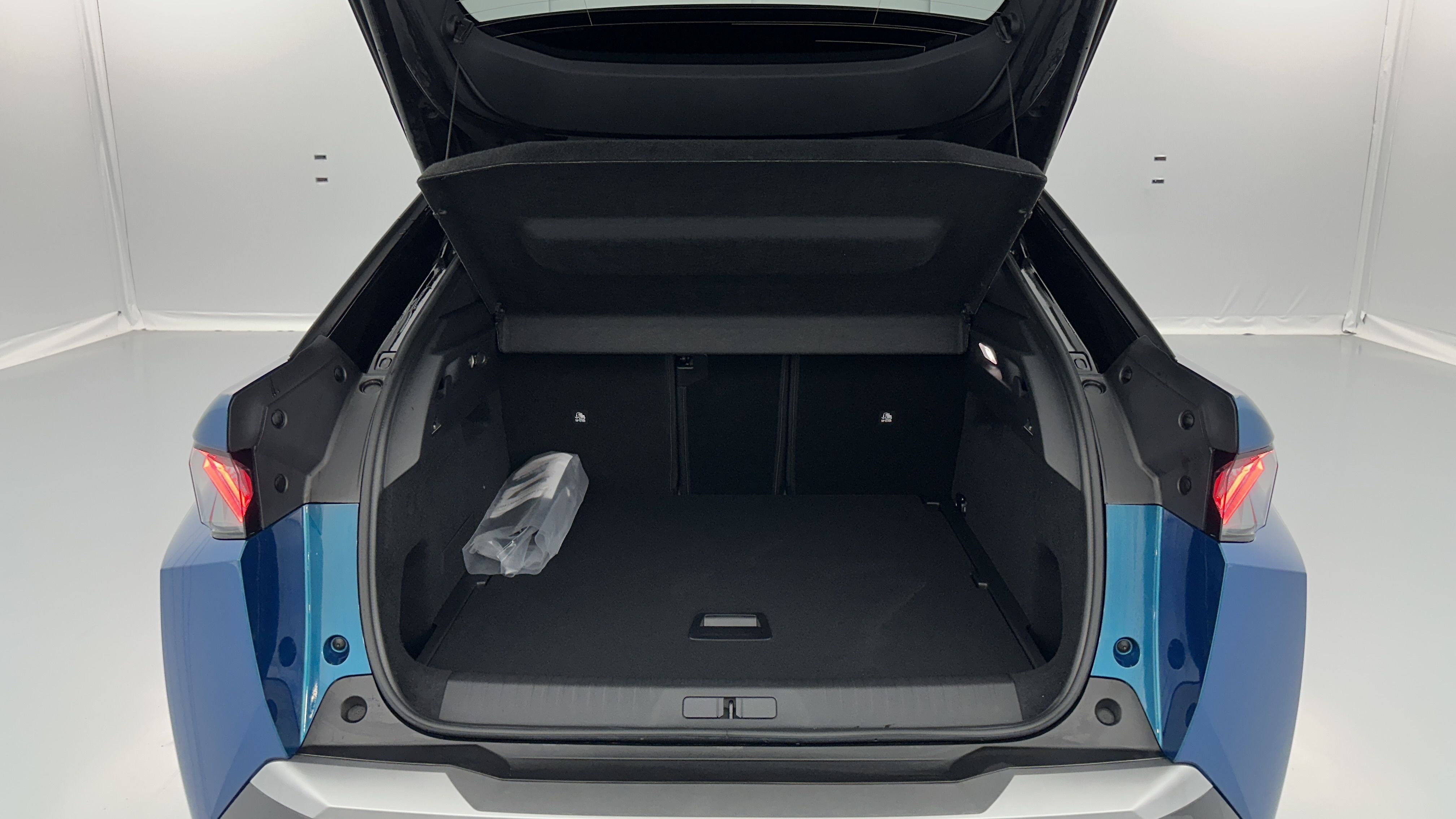 PEUGEOT 3008 Hybrid 145ch GT e-DCS6