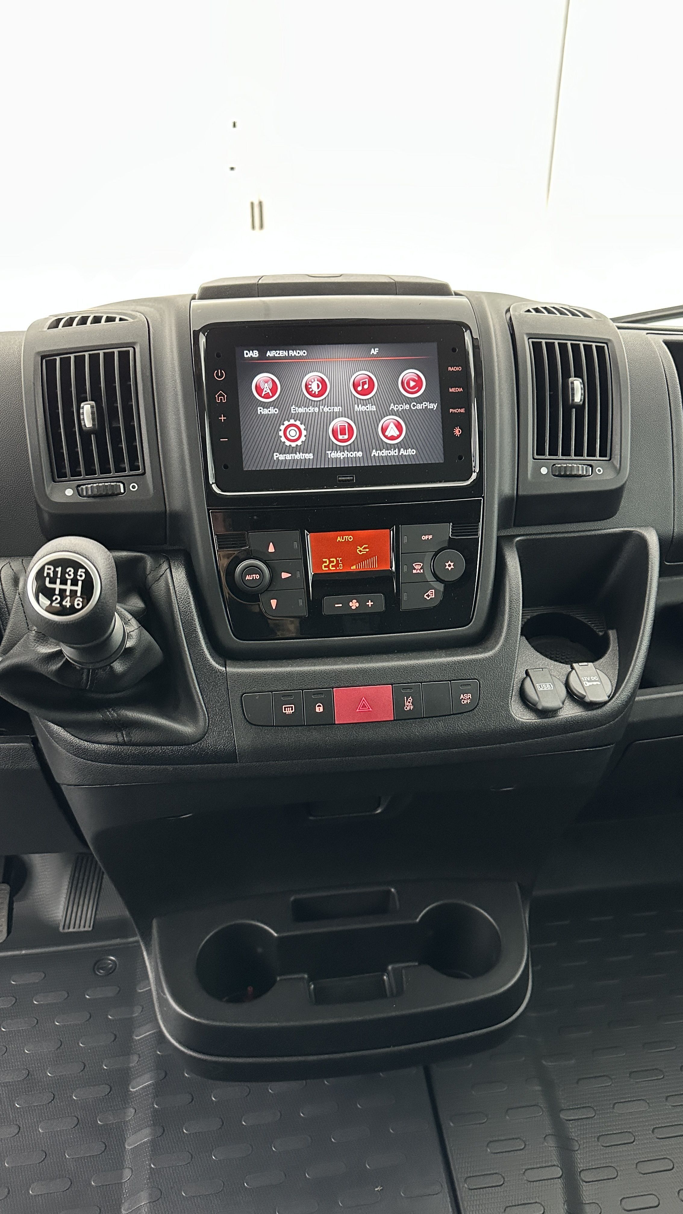 PEUGEOT Boxer ca 335 L3H2 2.2 BlueHDi 165ch