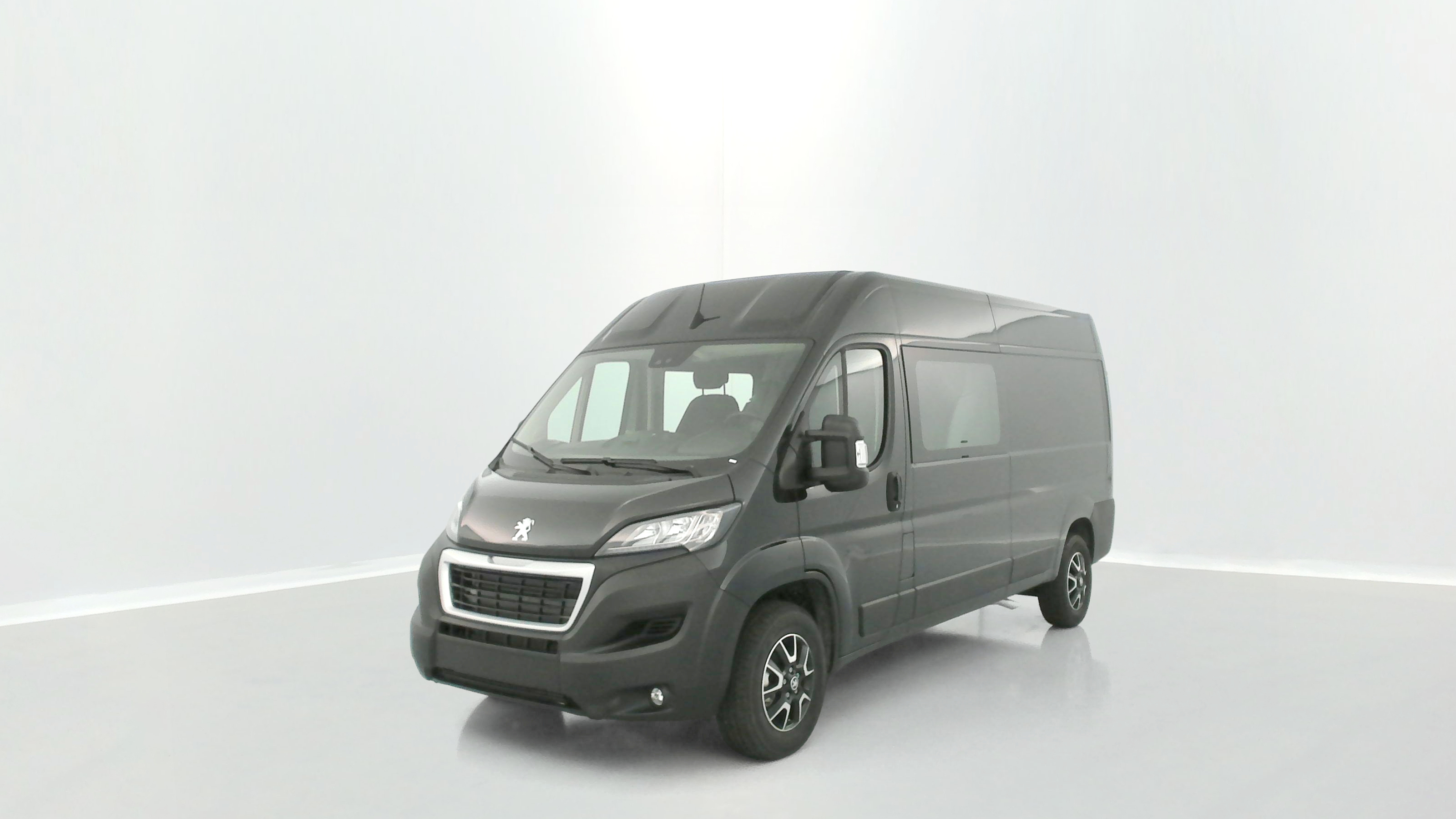 PEUGEOT Boxer ca 335 L3H2 2.2 BlueHDi 165ch