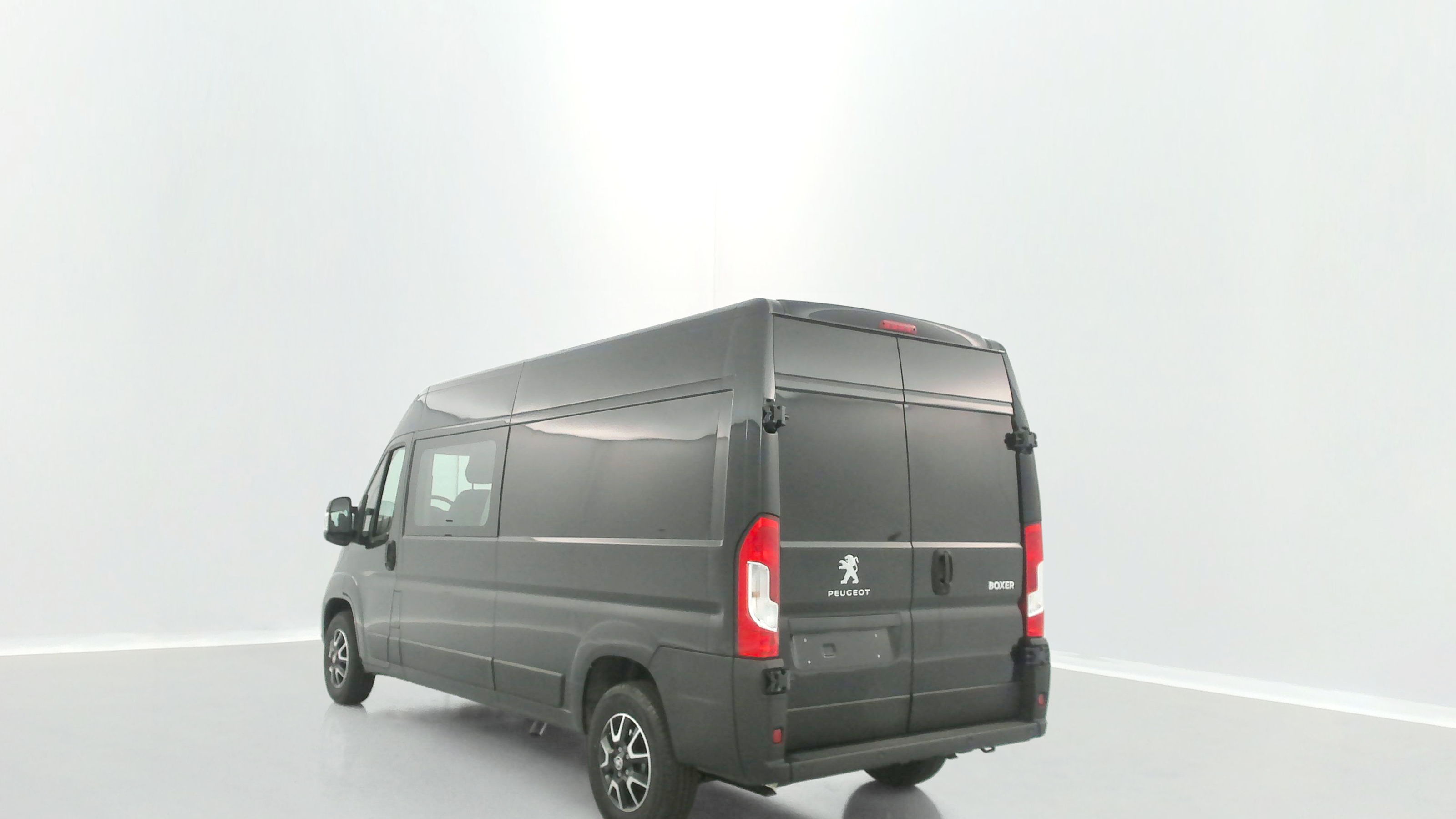 PEUGEOT Boxer ca 335 L3H2 2.2 BlueHDi 165ch