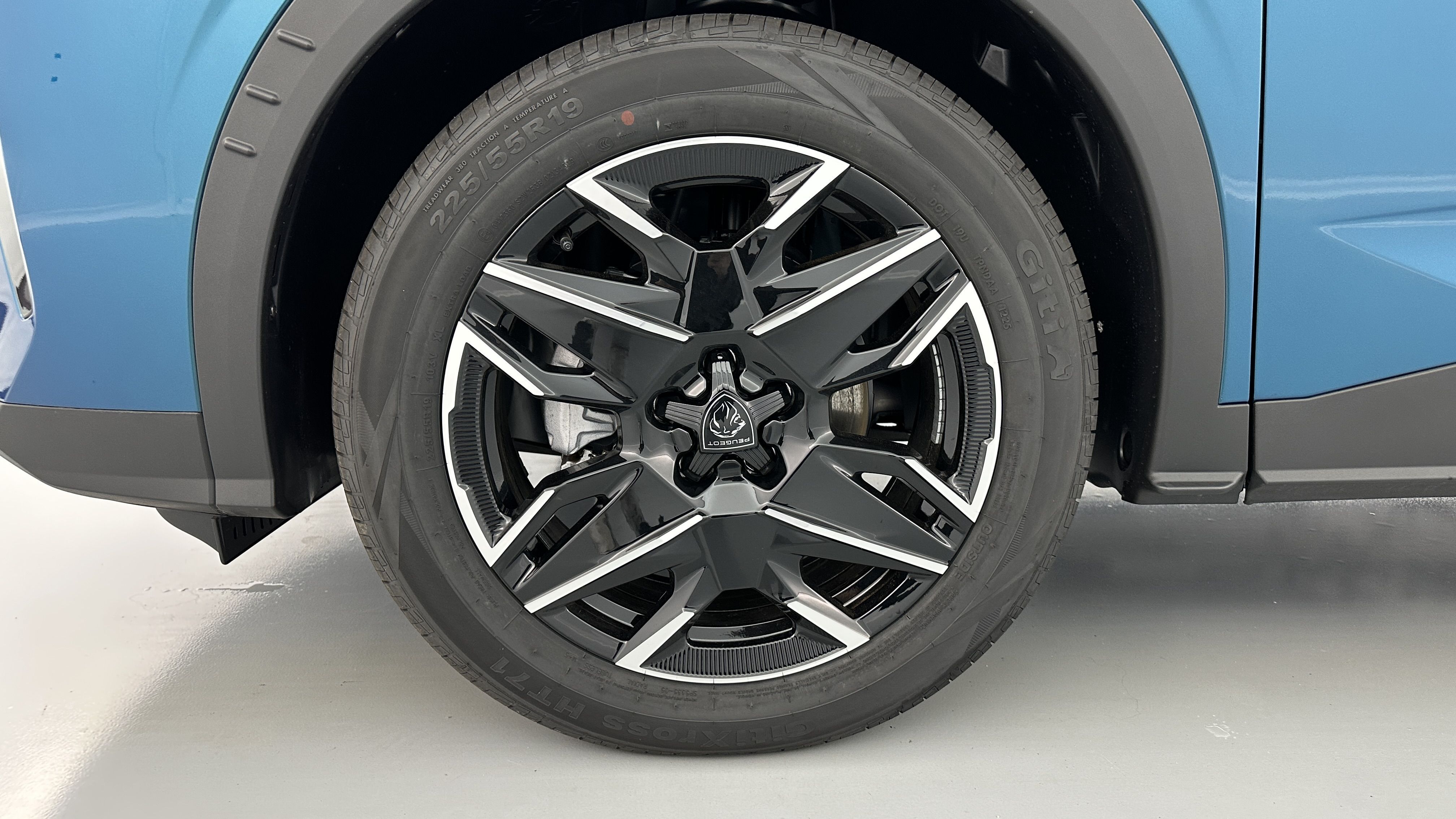 PEUGEOT 3008 1.2 Hybrid 145ch Allure e-DCS6