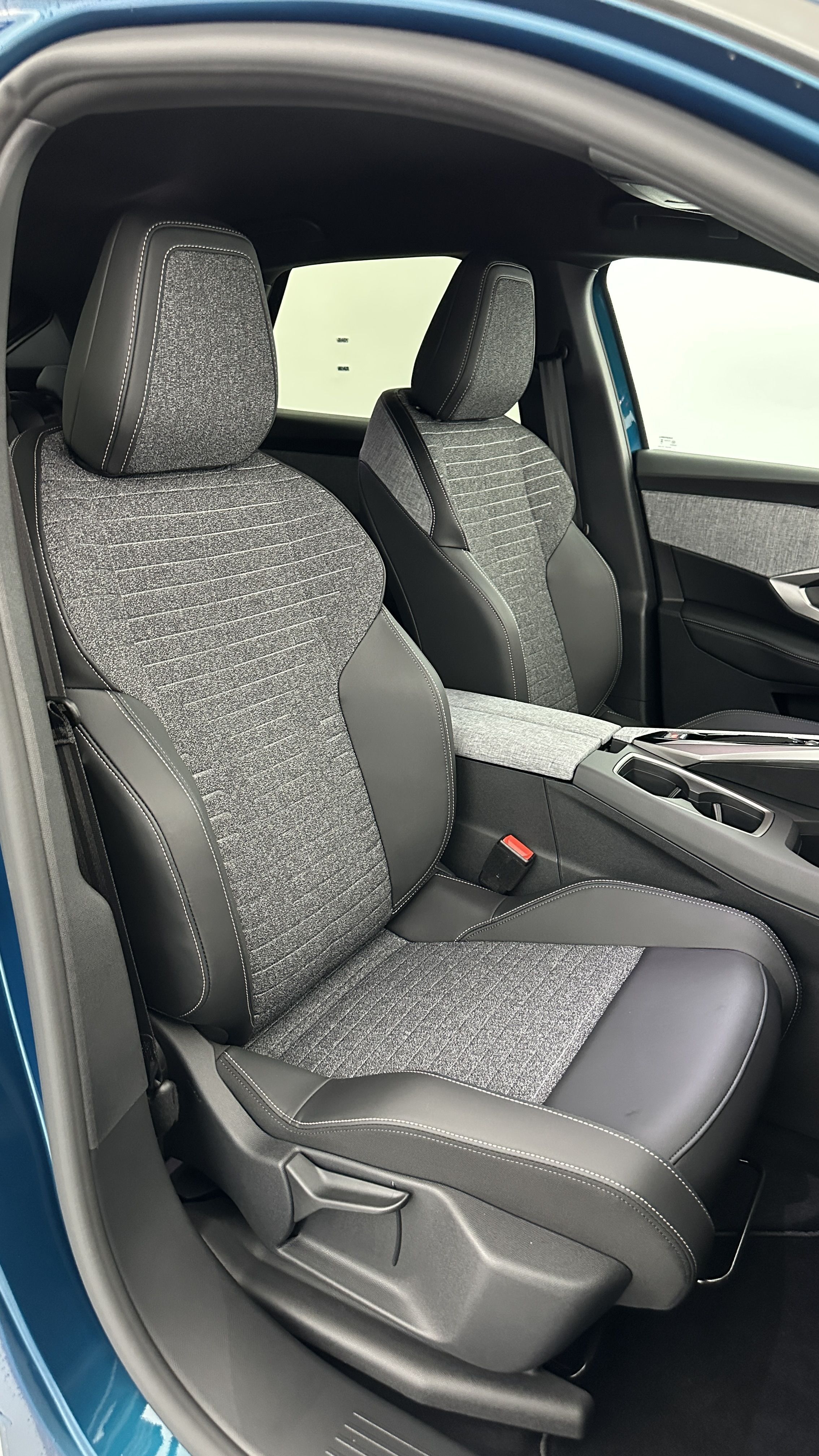 PEUGEOT 3008 1.2 Hybrid 145ch Allure e-DCS6